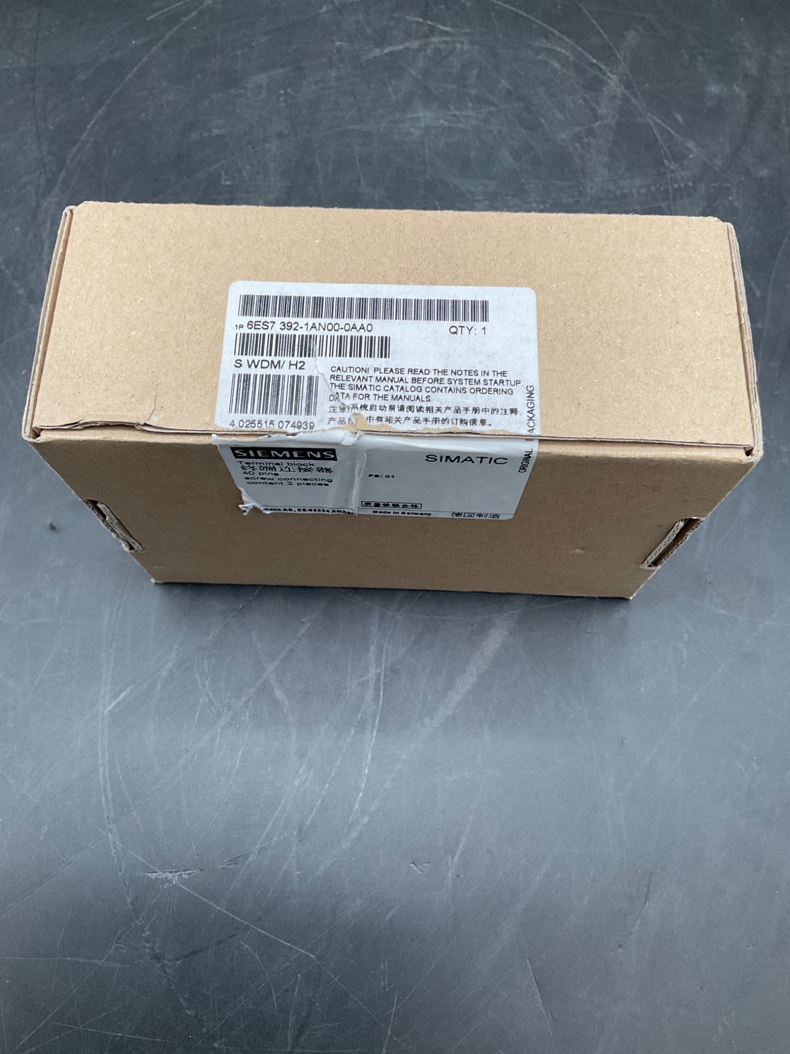 SIEMENS 6ES7 392-1AN00-0AA0 Terminal Block S7-300 NEW 2