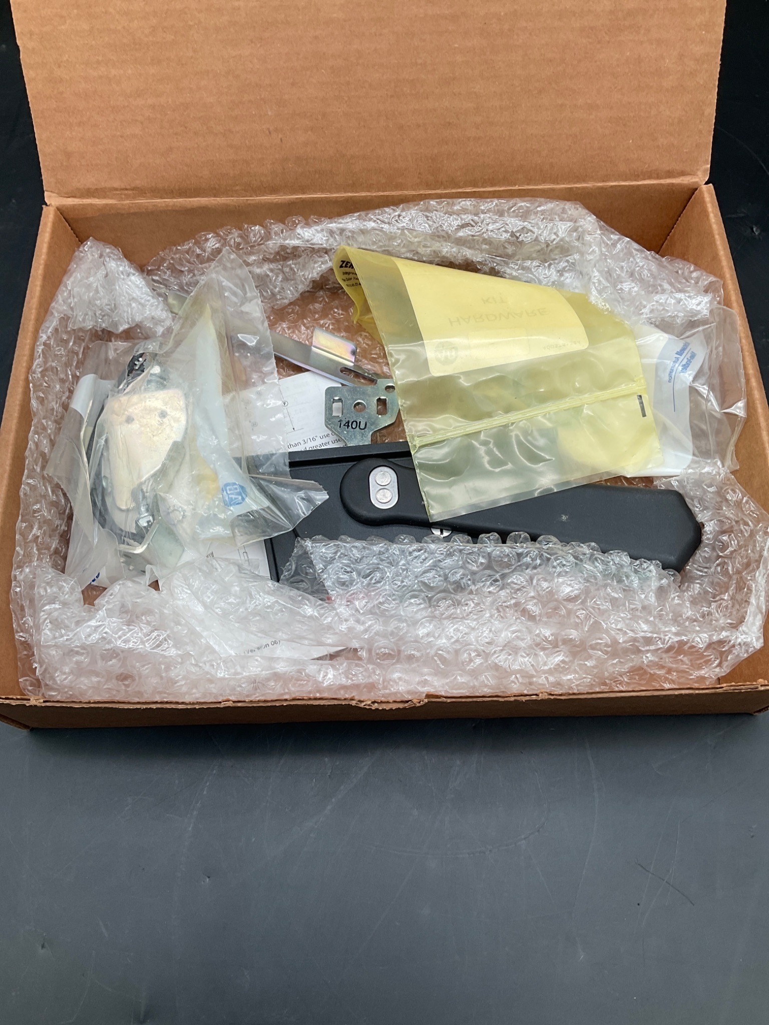 ALLEN BRADLEY 1494F-P2 Disconnect Switch Operating Mechanism NEW 3