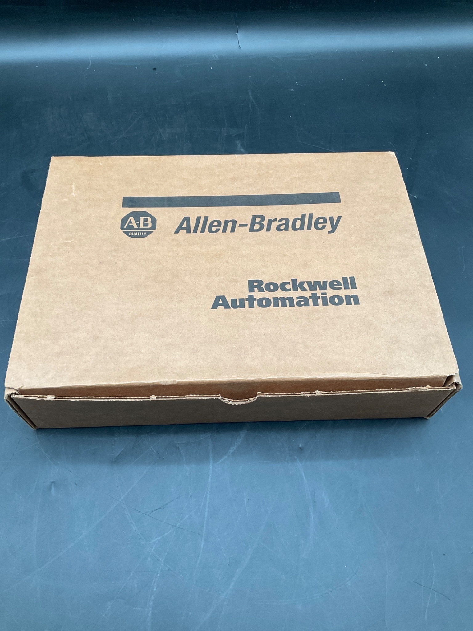 ALLEN BRADLEY 1494F-P2 Disconnect Switch Operating Mechanism NEW 5