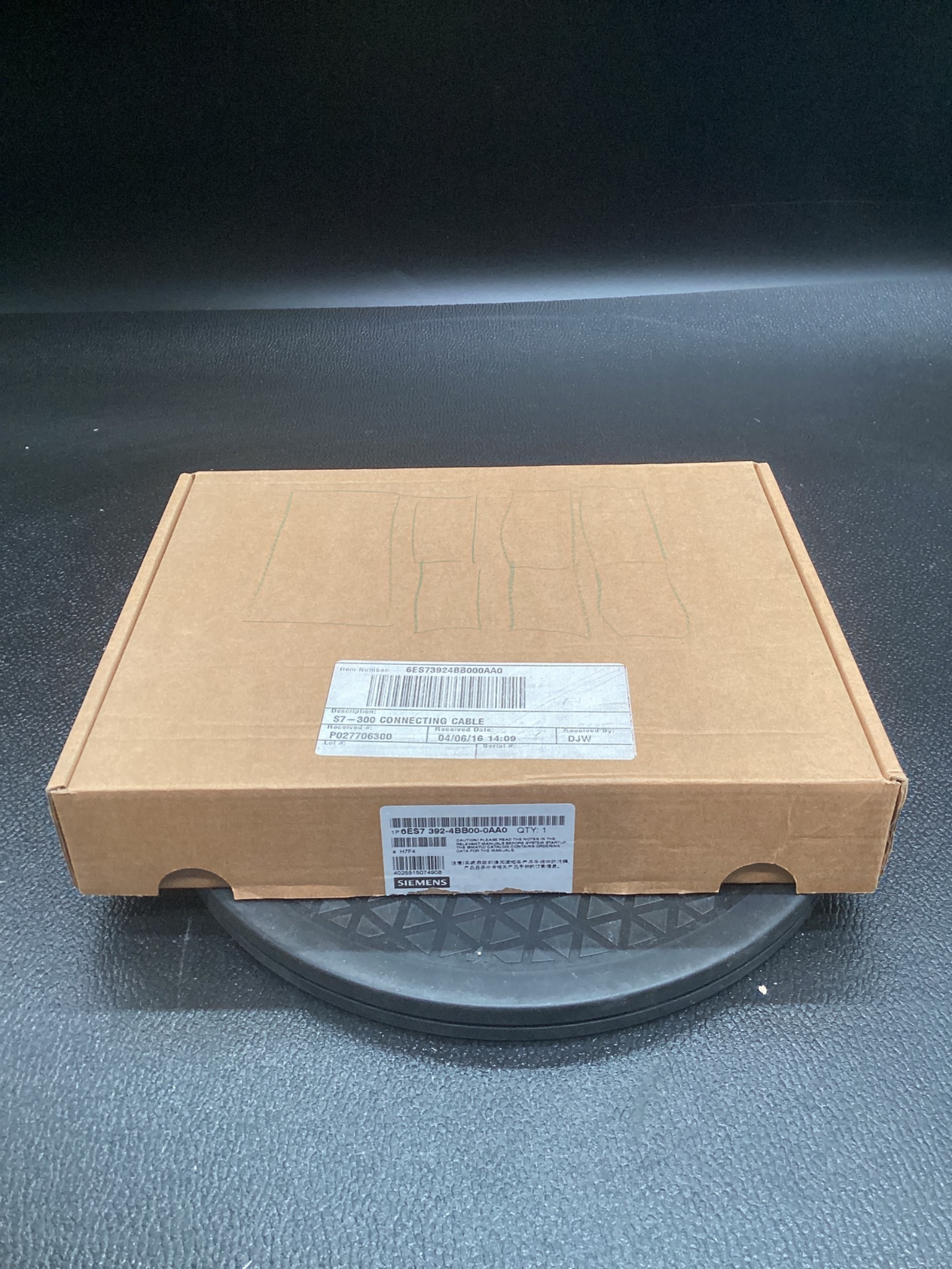 SIEMENS 6ES7 392-4BB00-0AA0 S7-300 Connecting Cable 1M NEW 0