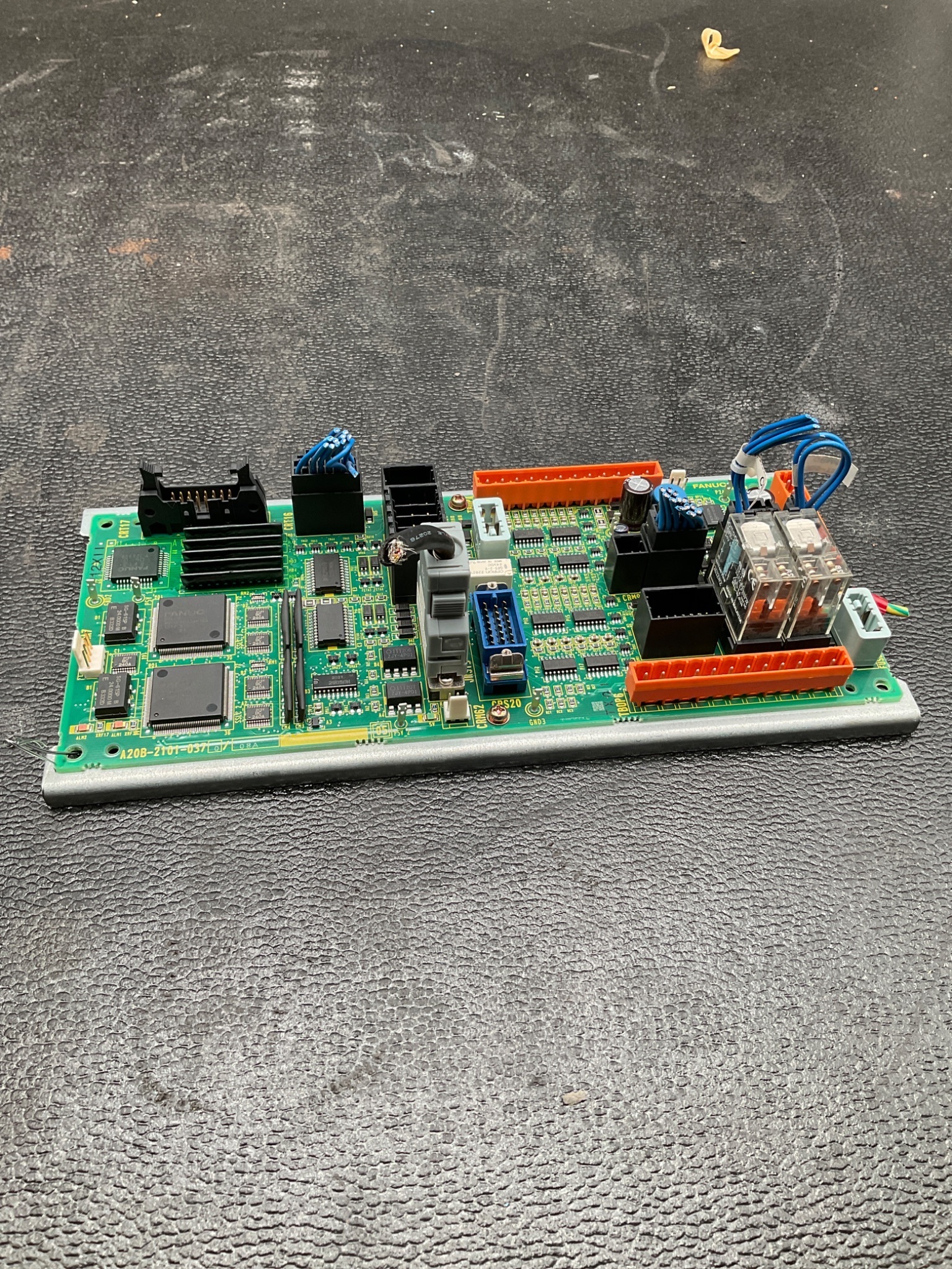 FANUC A20B-2101-0370 PCB - R-30iA Operator Control Board USED 4