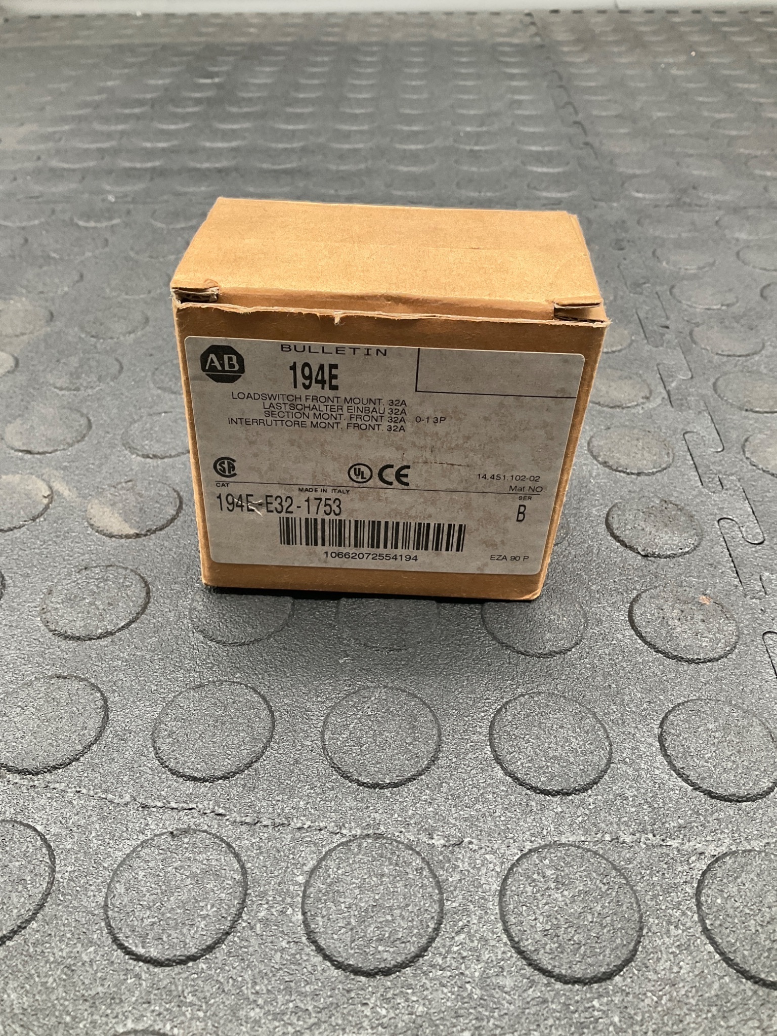 ALLEN BRADLEY 194E-E32-1753 Loadswitch Front Mount 32A NEW 2