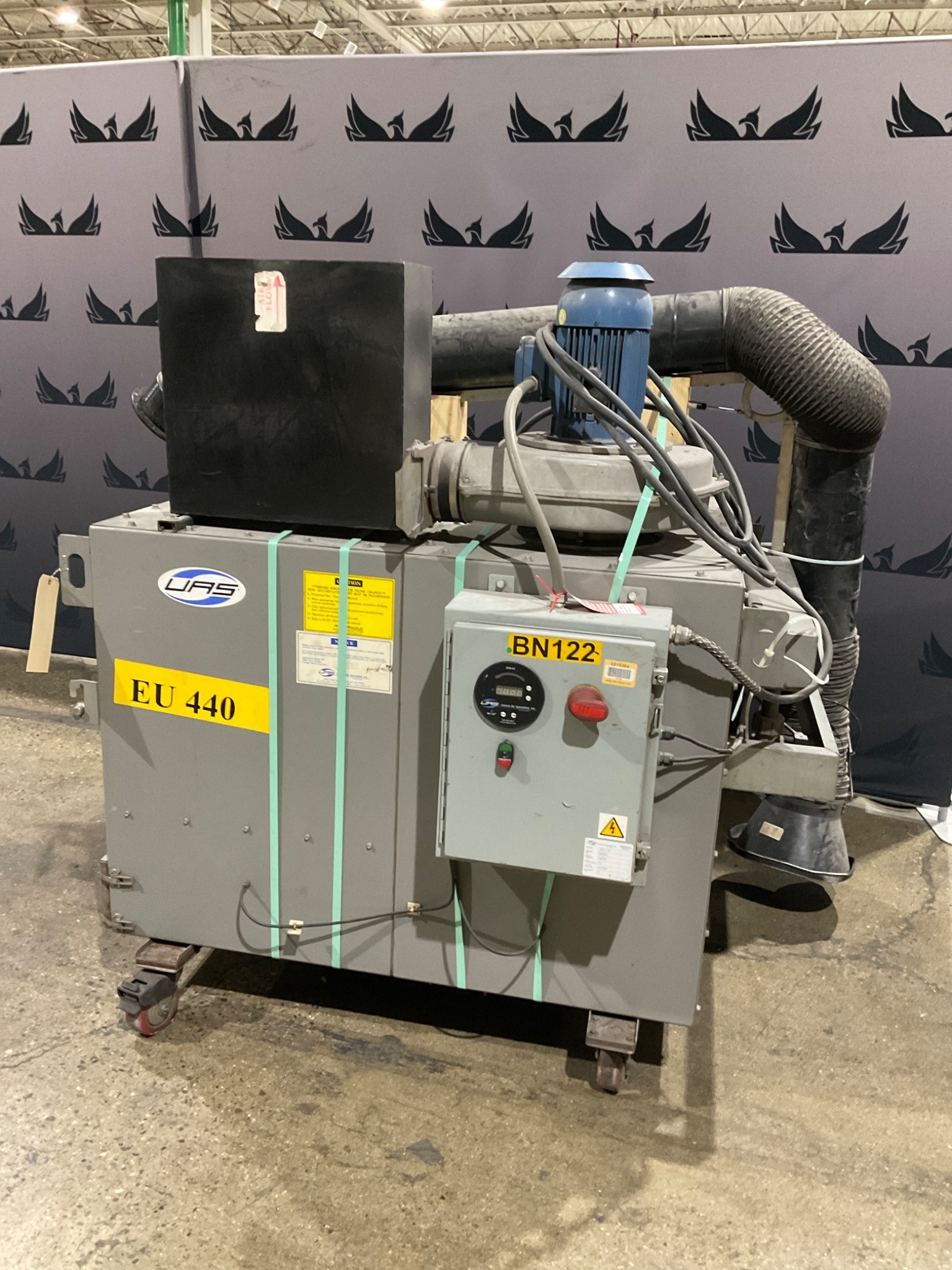 UNITED AIR SPECIALISTS SFC-2-1-DD Dust Collector 5HP 460V USED 9