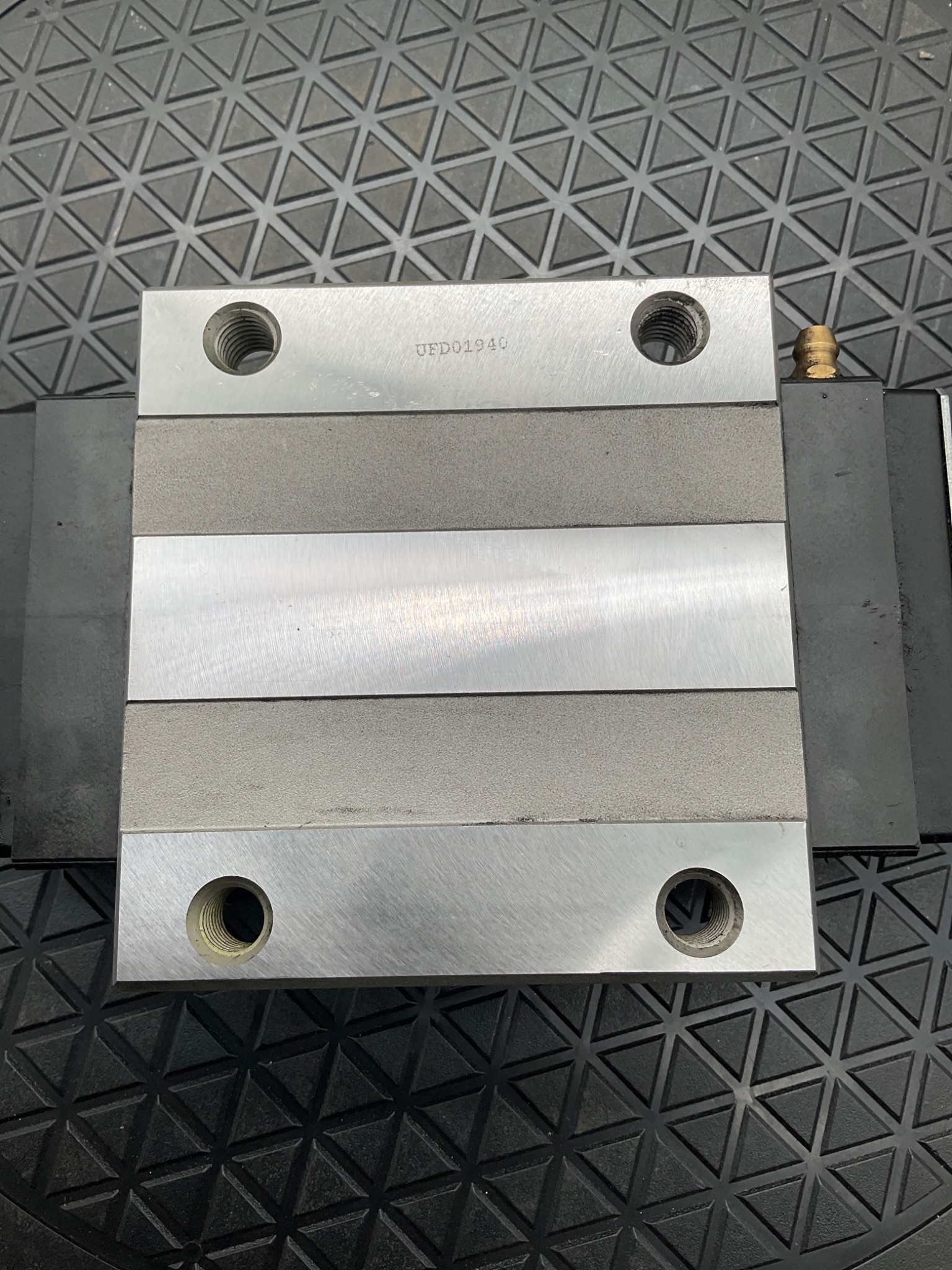 UFD01940 Linear Slide Bearing Block USED 1