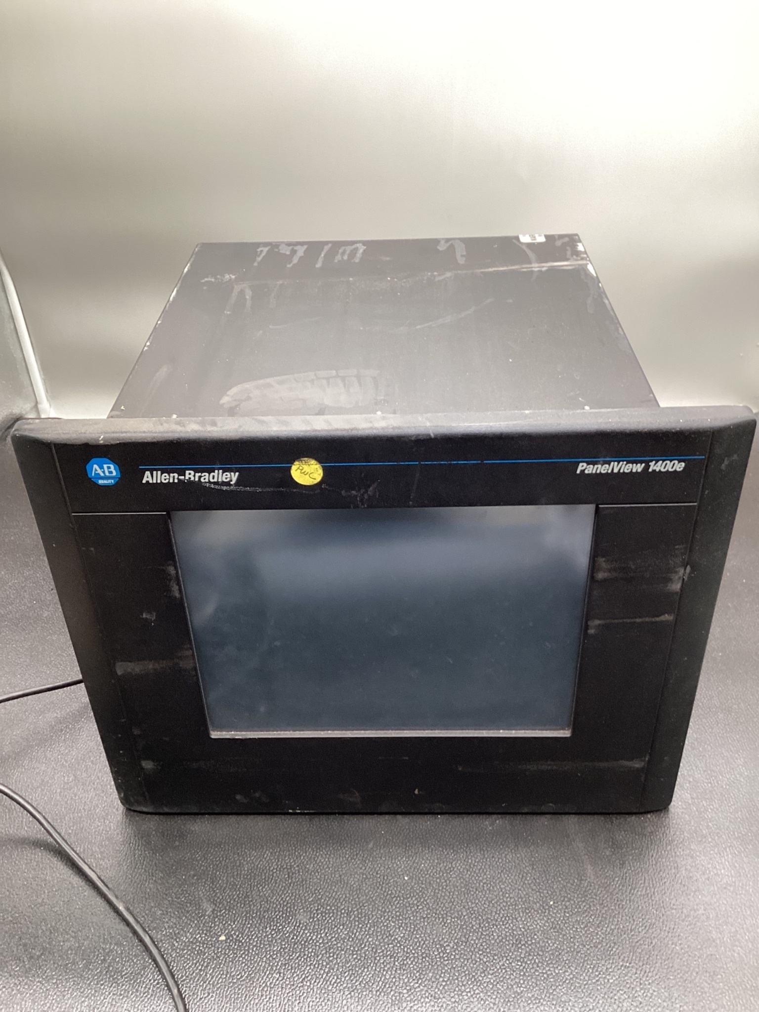 ALLEN BRADLEY 2711E-T1406X PanelView 1400E Touch Terminal USED 0