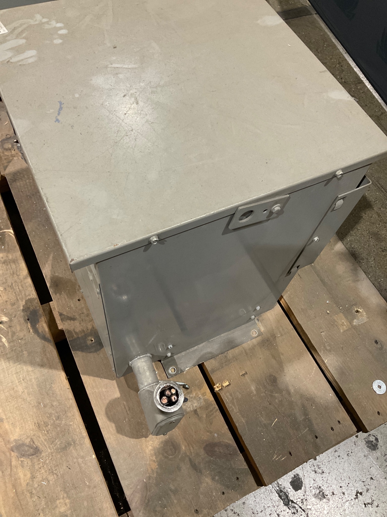 REX POWER MAGNETICS BA45H-M/Z 45kVA Transformer 480V-208Y/120V USED 3