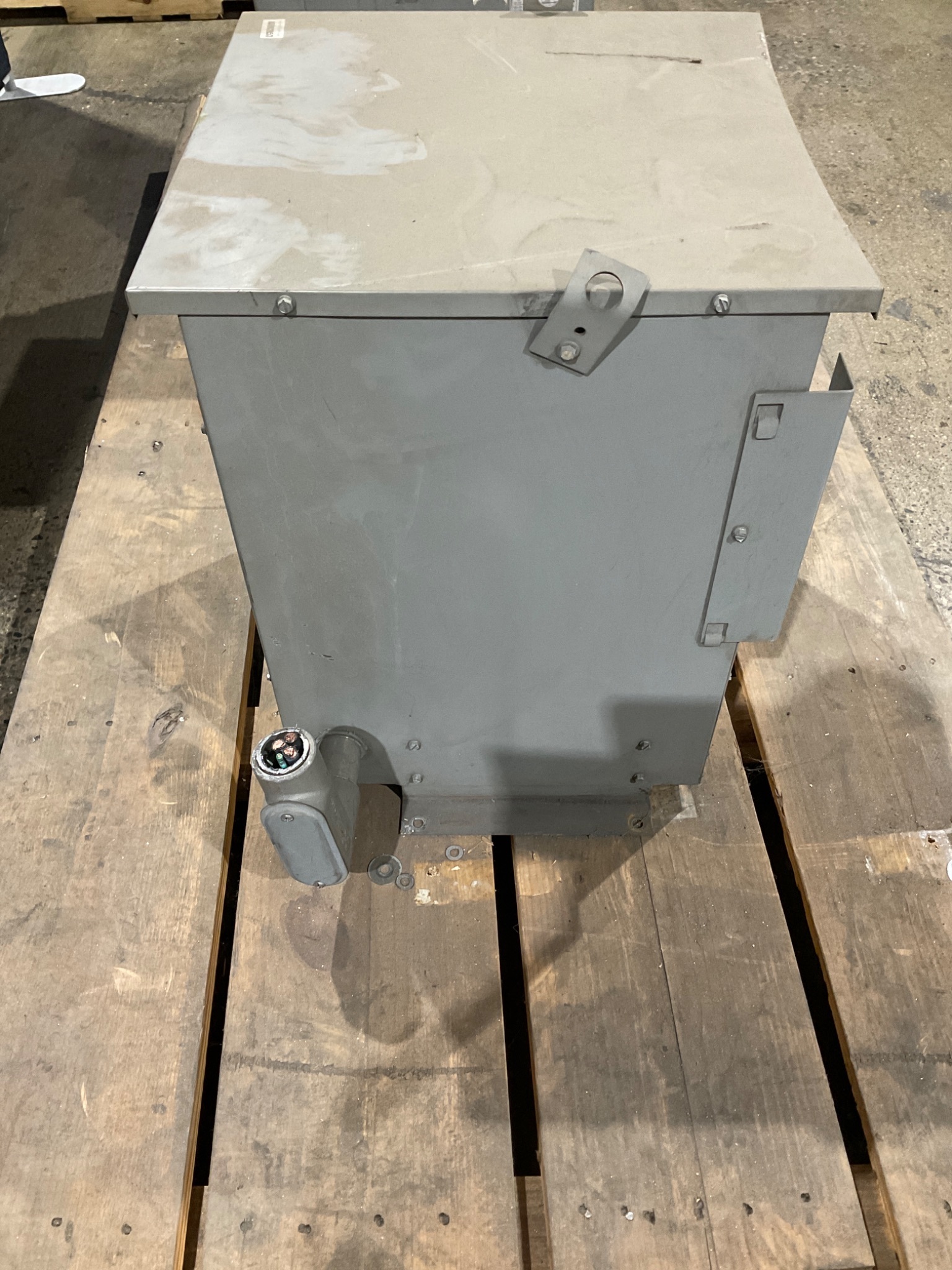 REX POWER MAGNETICS BA45H-M/Z 45kVA Transformer 480V-208Y/120V USED 1