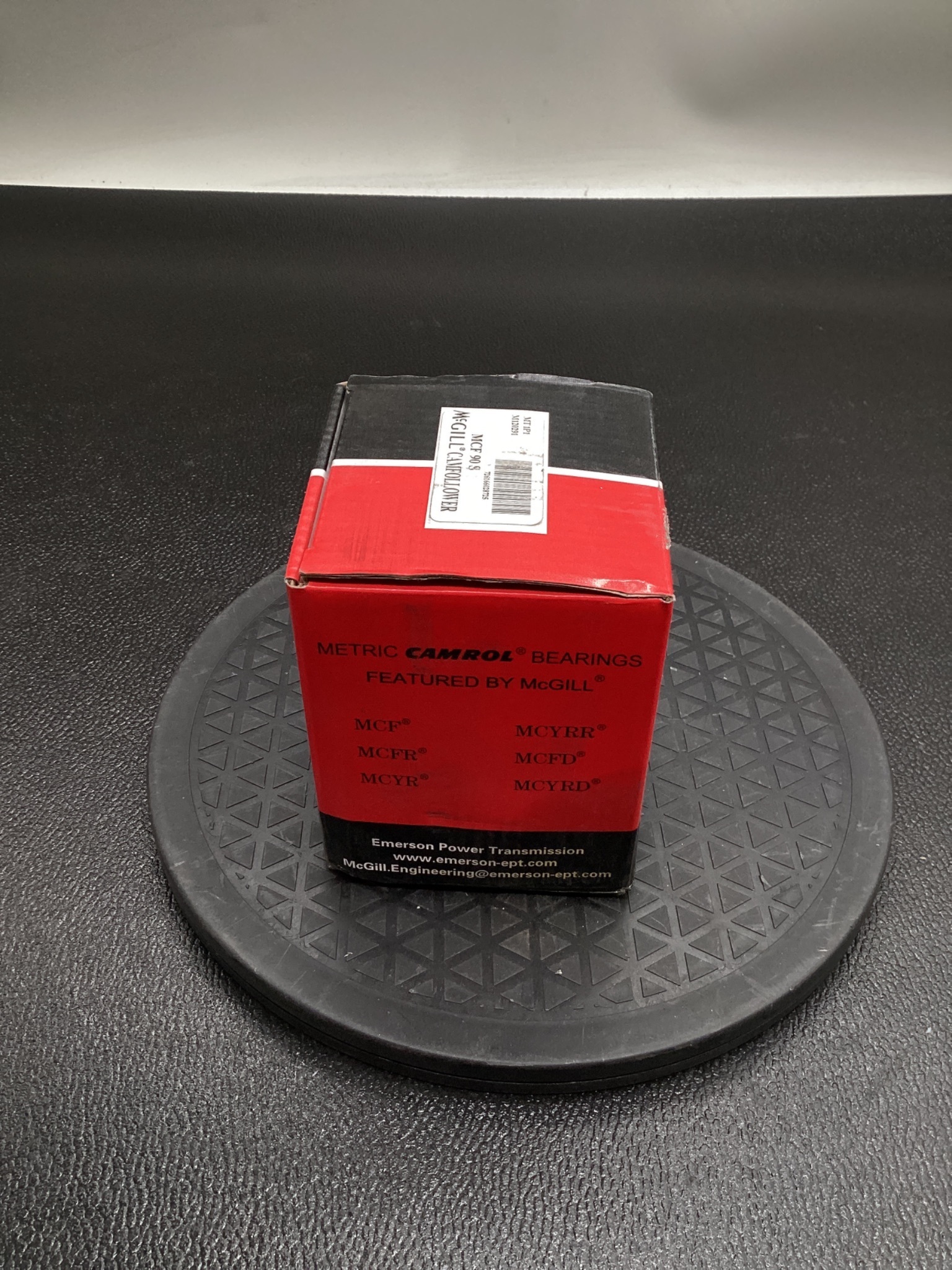 MCGILL MCF 90S Cam Follower Bearing NEW 1