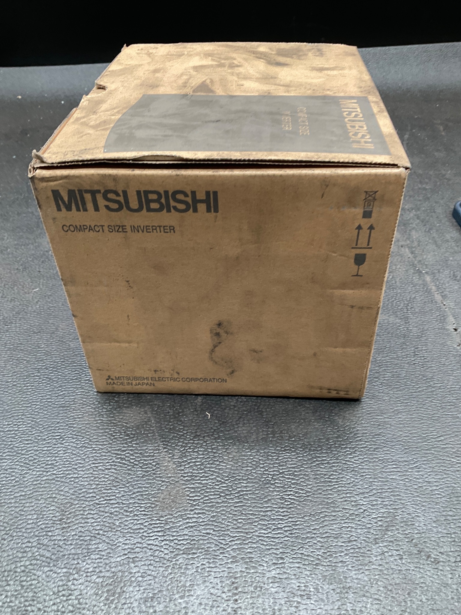 MITSUBISHI FR-E720-080SC-NA Variable Frequency Drive NEW 2