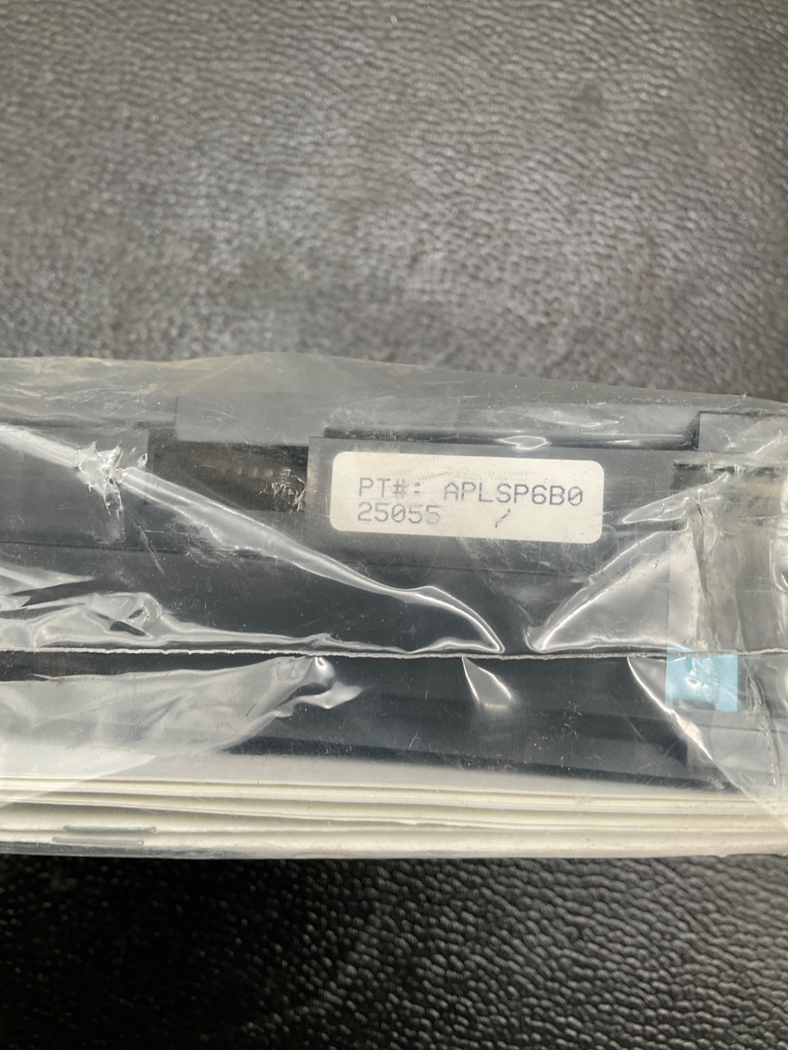 RED LION APLSP3B0 PANEL METER NEW 2