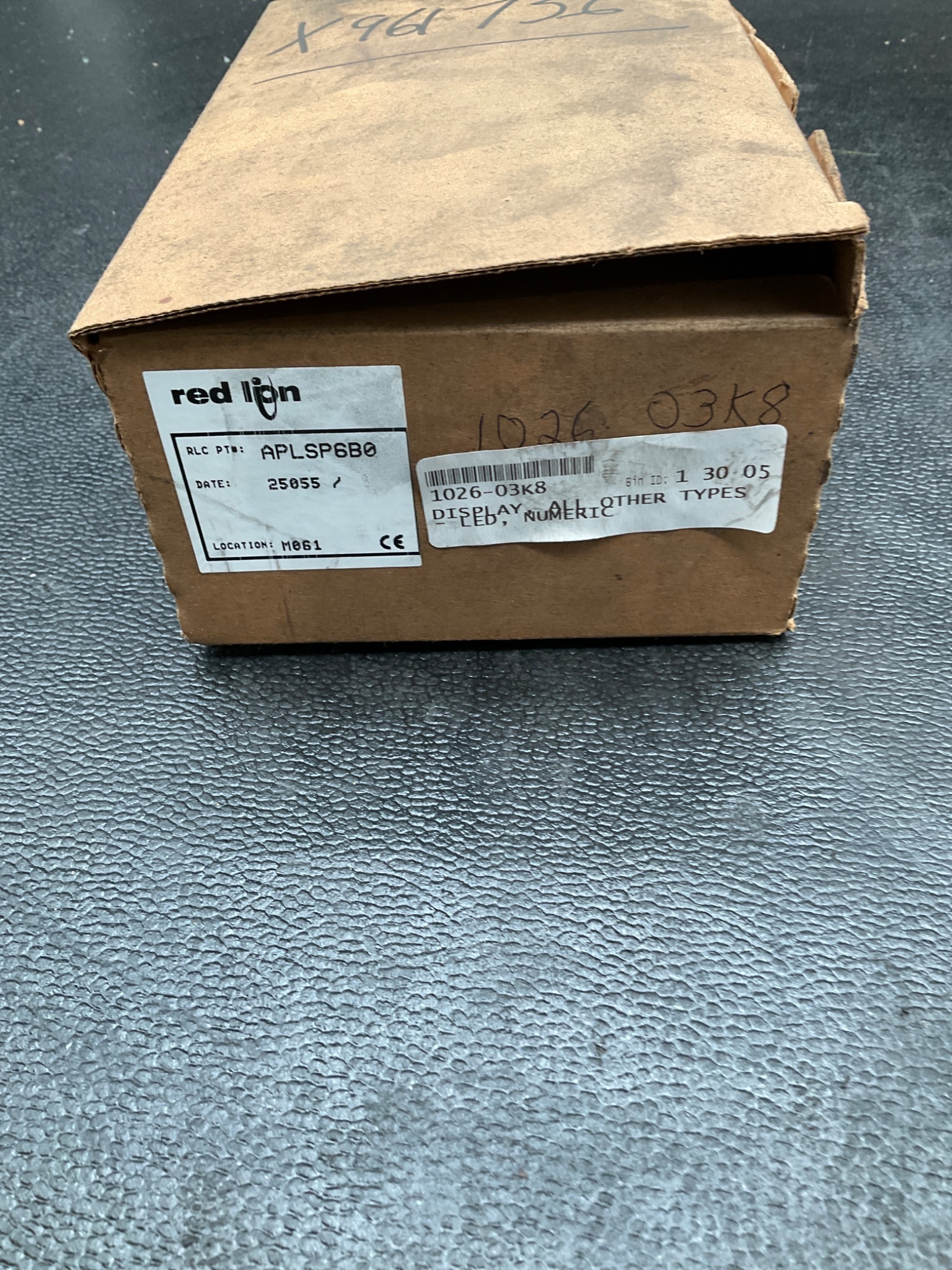 RED LION APLSP3B0 PANEL METER NEW 5