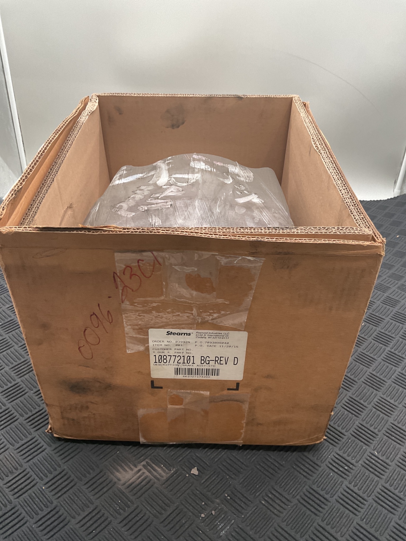 STEARNS 108772101-BG Magnetic Coupler Brake 15 lb-ft 115VAC NEW 1