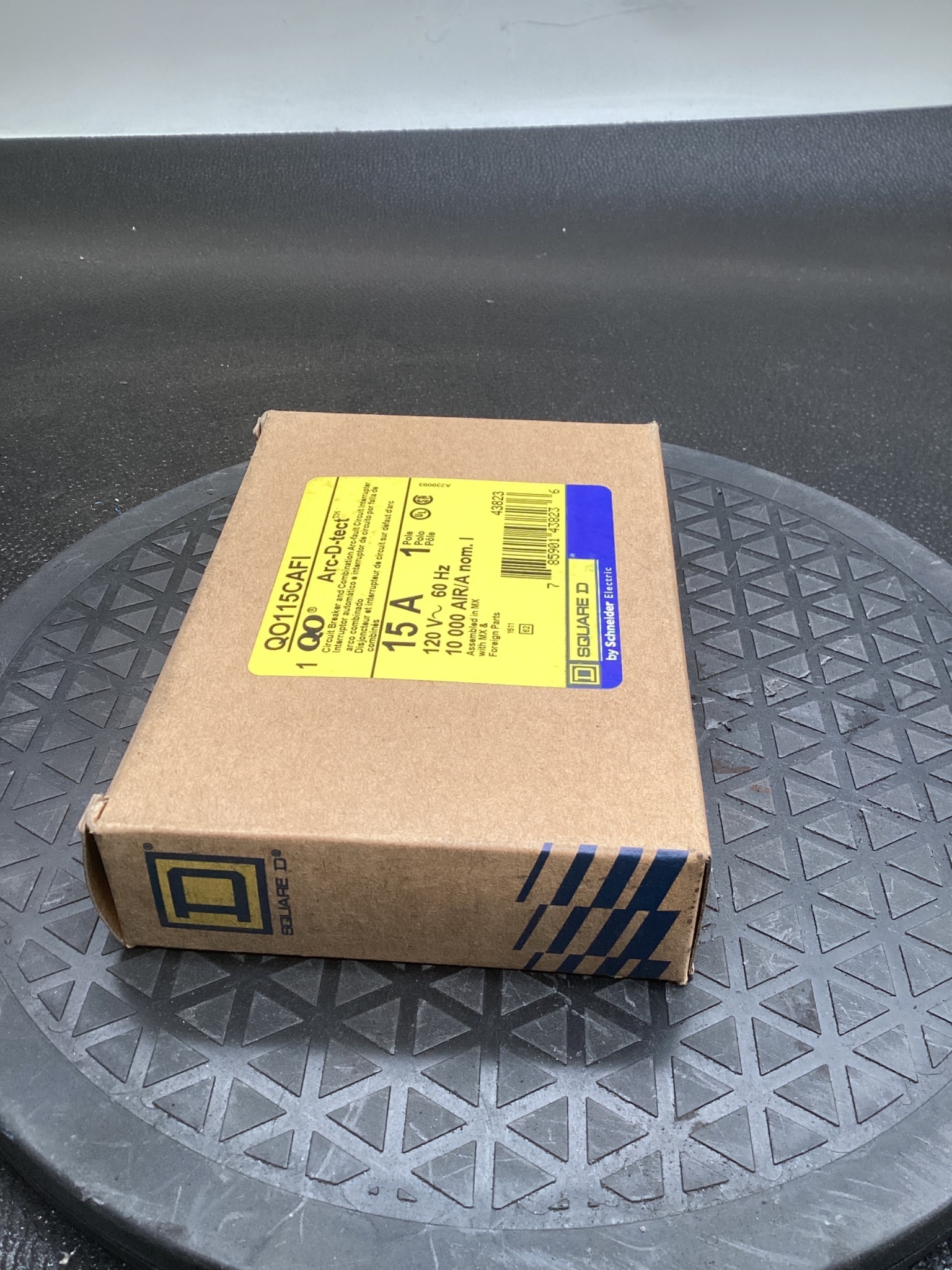 SQUARE D Q0115CAFI Combination Arc Fault Circuit Breaker 15A 120V 1-Pole NEW 3