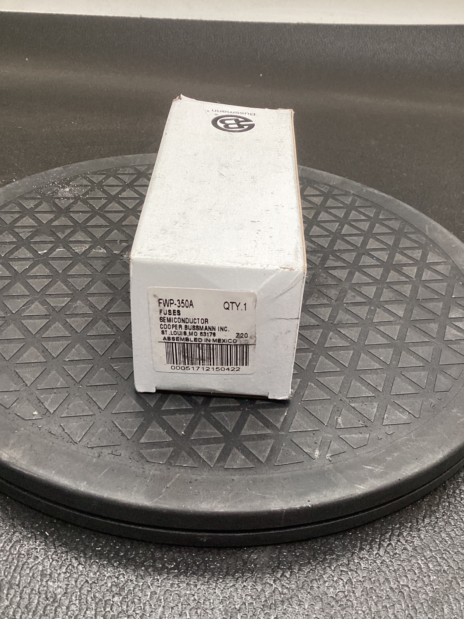COOPER BUSSMANN FWP-350A High Speed Fuse 350A 700V Stud Mount NEW 1