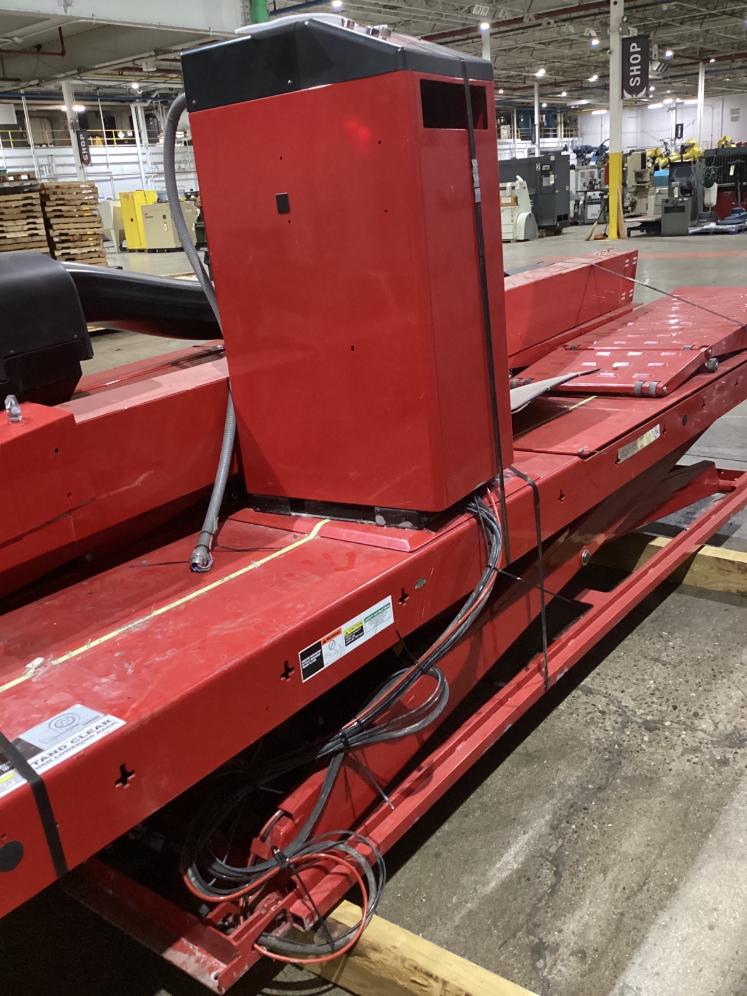 HUNTER RX10J VEHICLE LIFT USED 3