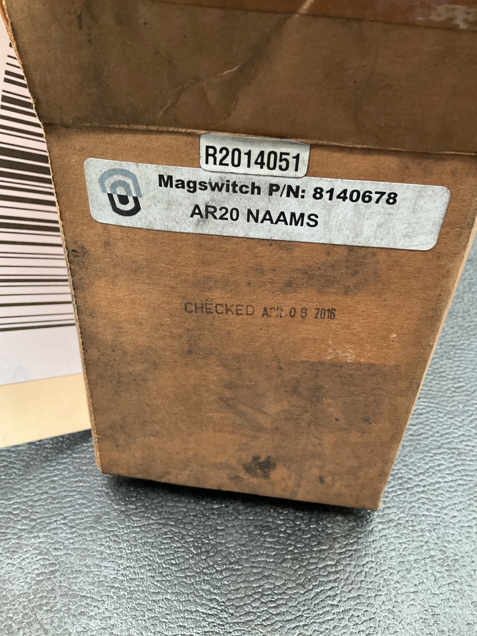 MAGSWITCH 8140678 Magnetic Gripper Switch AR20 NAAMS NEW 1