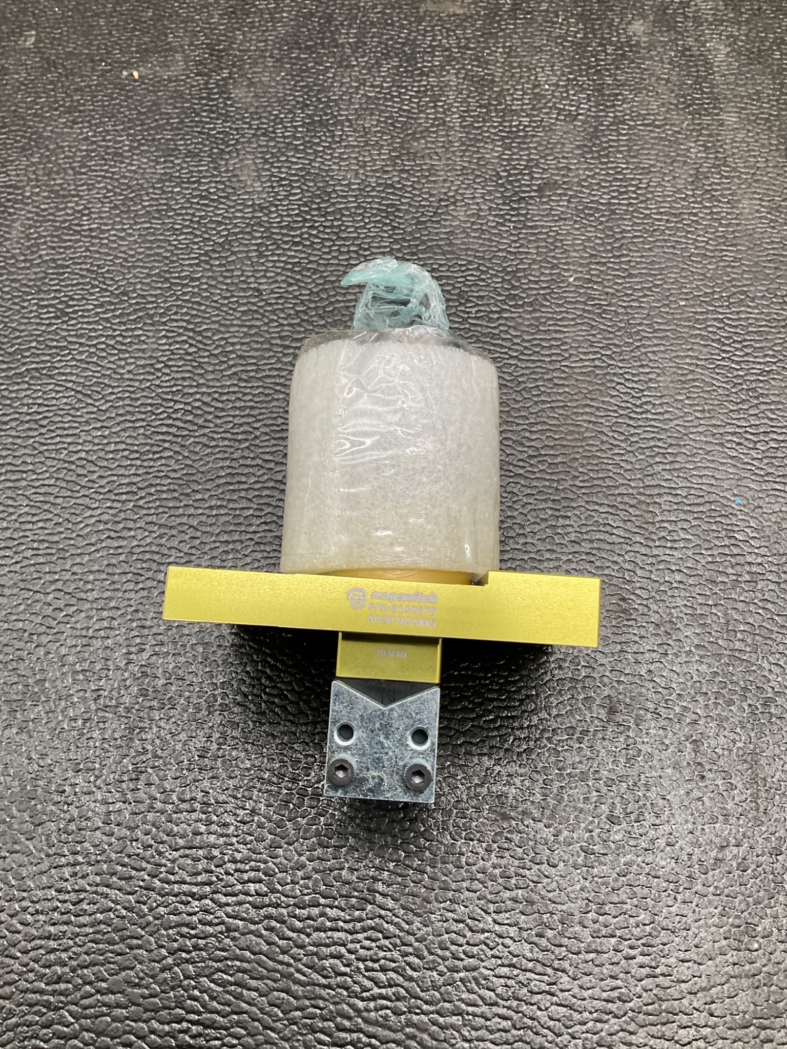 MAGSWITCH 8140678 Magnetic Gripper Switch AR20 NAAMS NEW 4