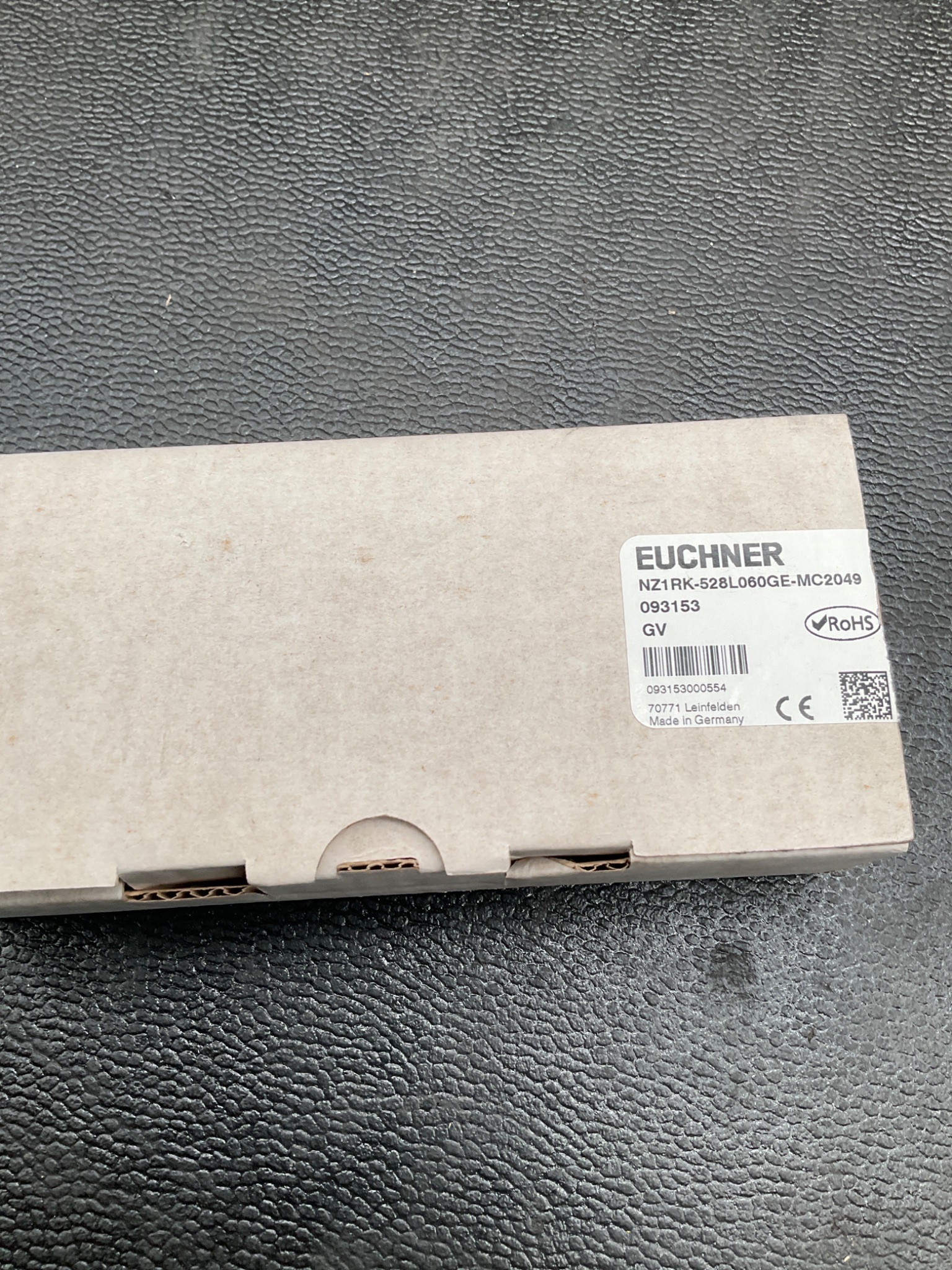 EUCHNER NZ1RK-528L060GE-MC2049 SAFETY SWITCH NEW 5