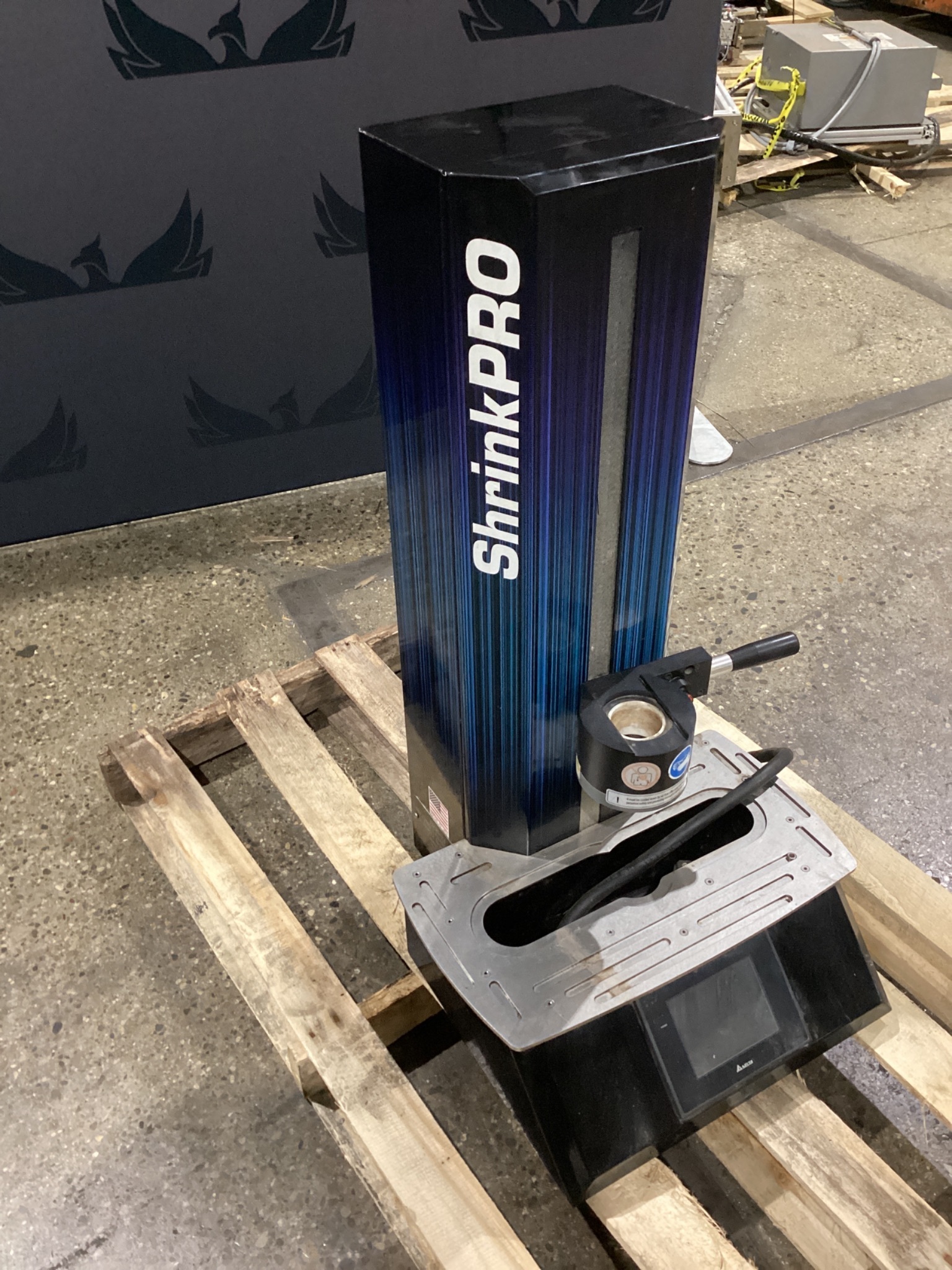 TECHNIKS 600 ShrinkPRO High-Performance ShrinkFIT Machine USED 1
