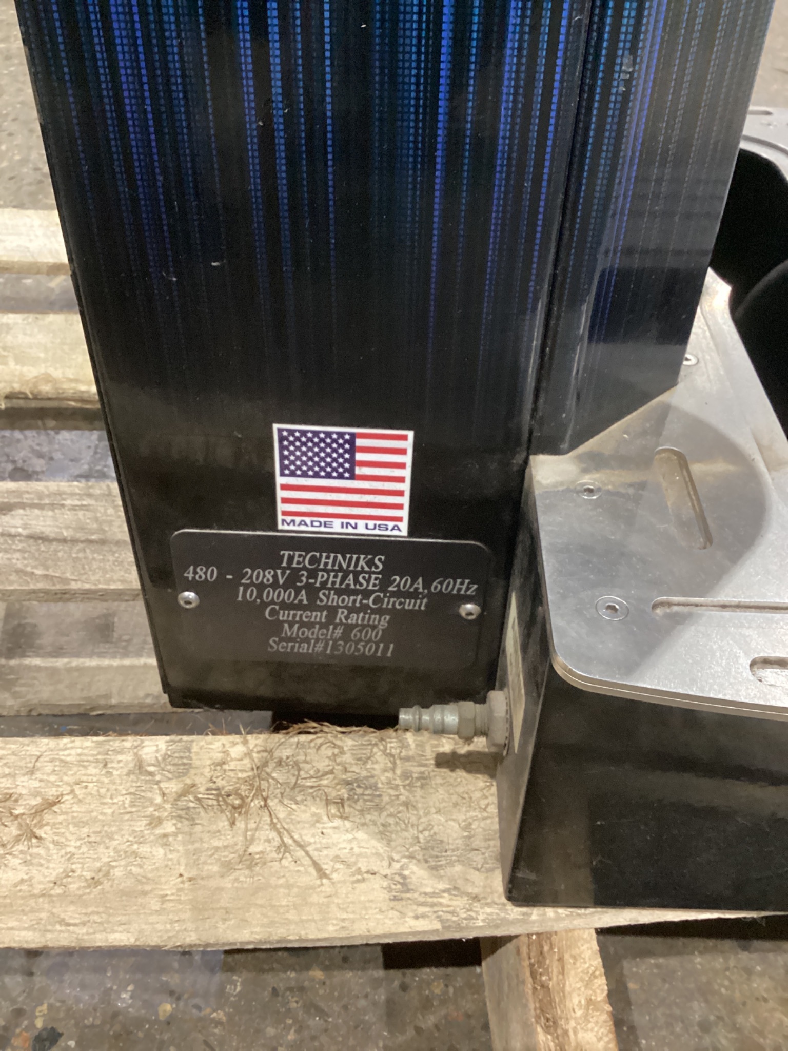 TECHNIKS 600 ShrinkPRO High-Performance ShrinkFIT Machine USED 3