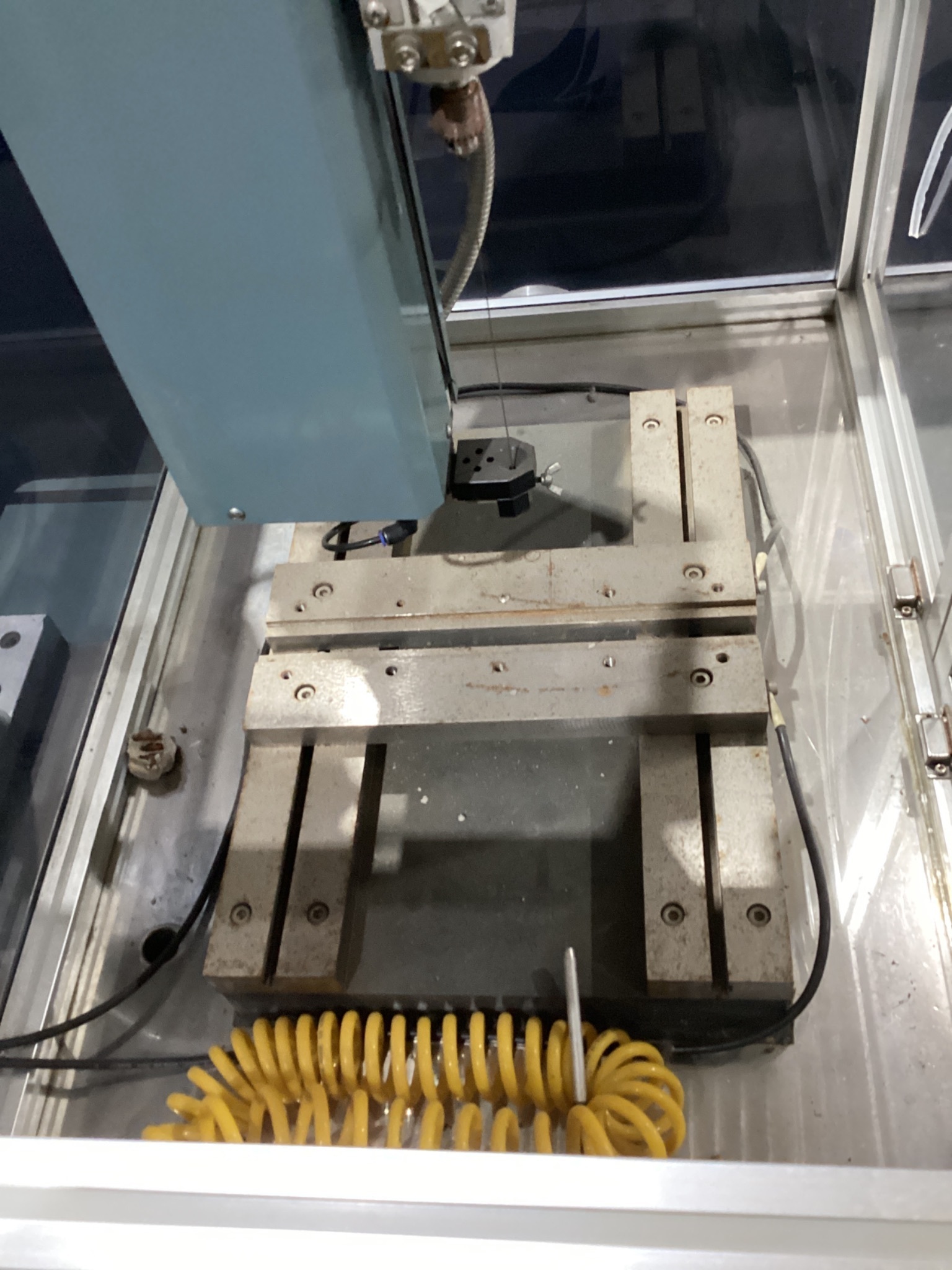 YOUGAR YGS-43Z CNC Small Hole EDM Drill Popper USED 3