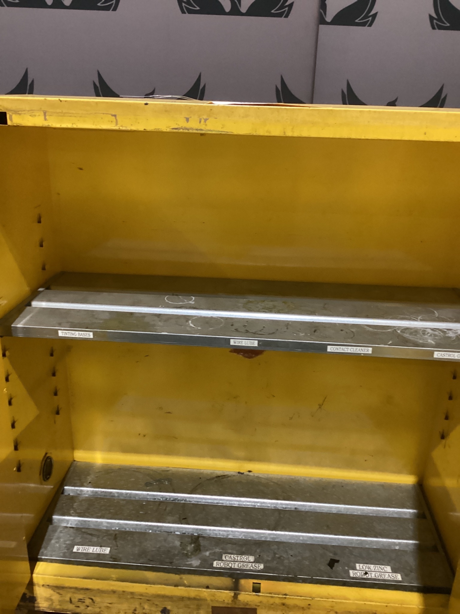 JUSTRITE 25302 Flammable Liquid Storage Cabinet 30 Gallon USED 1