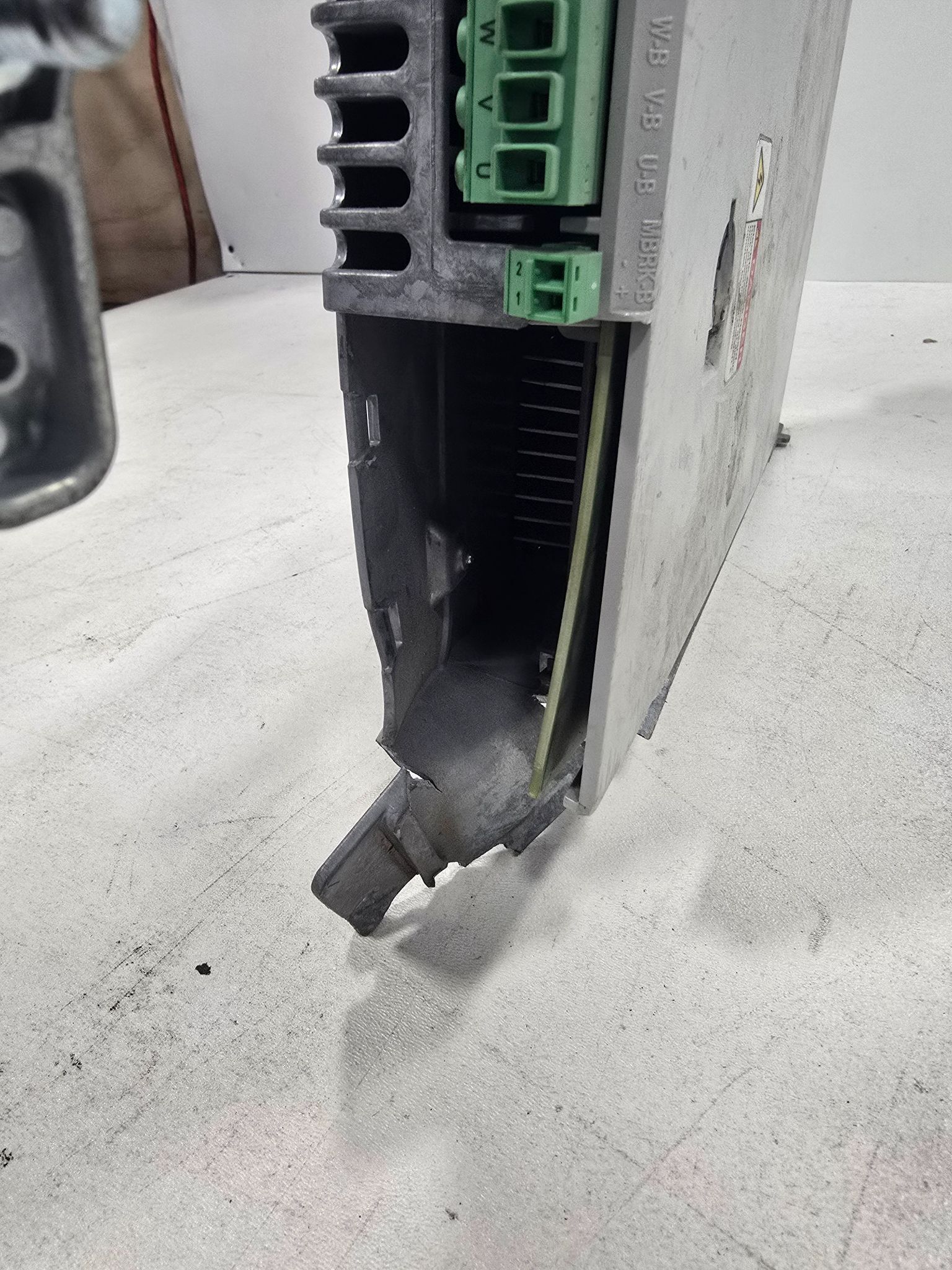 ALLEN BRADLEY 2198-D020-ERS24 DUAL AXIS INVERTER PARTS ONLY 2