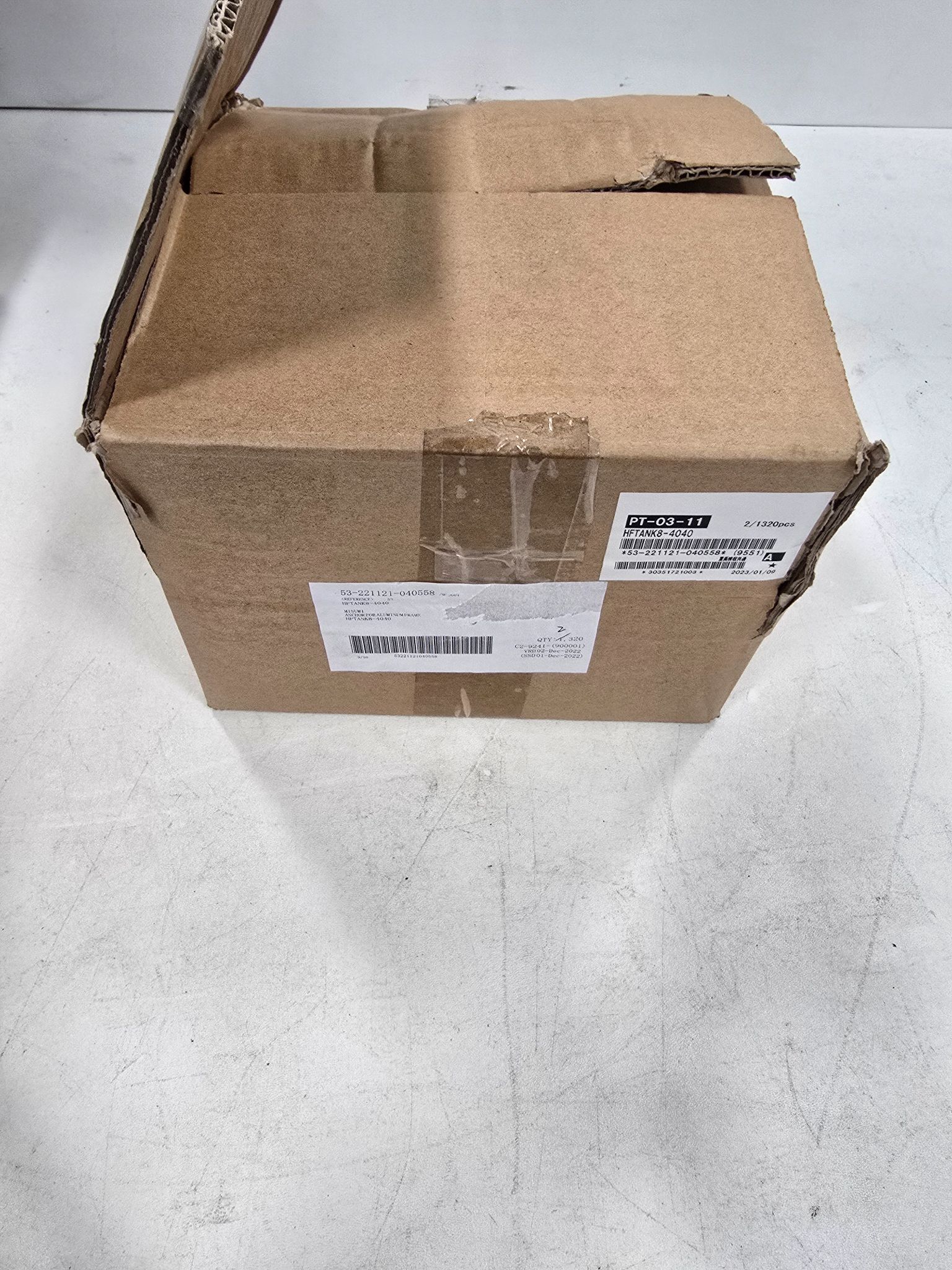 MISUMI HFTANK8-4040 ANCHOR STANDS SET OF 2 NEW 0