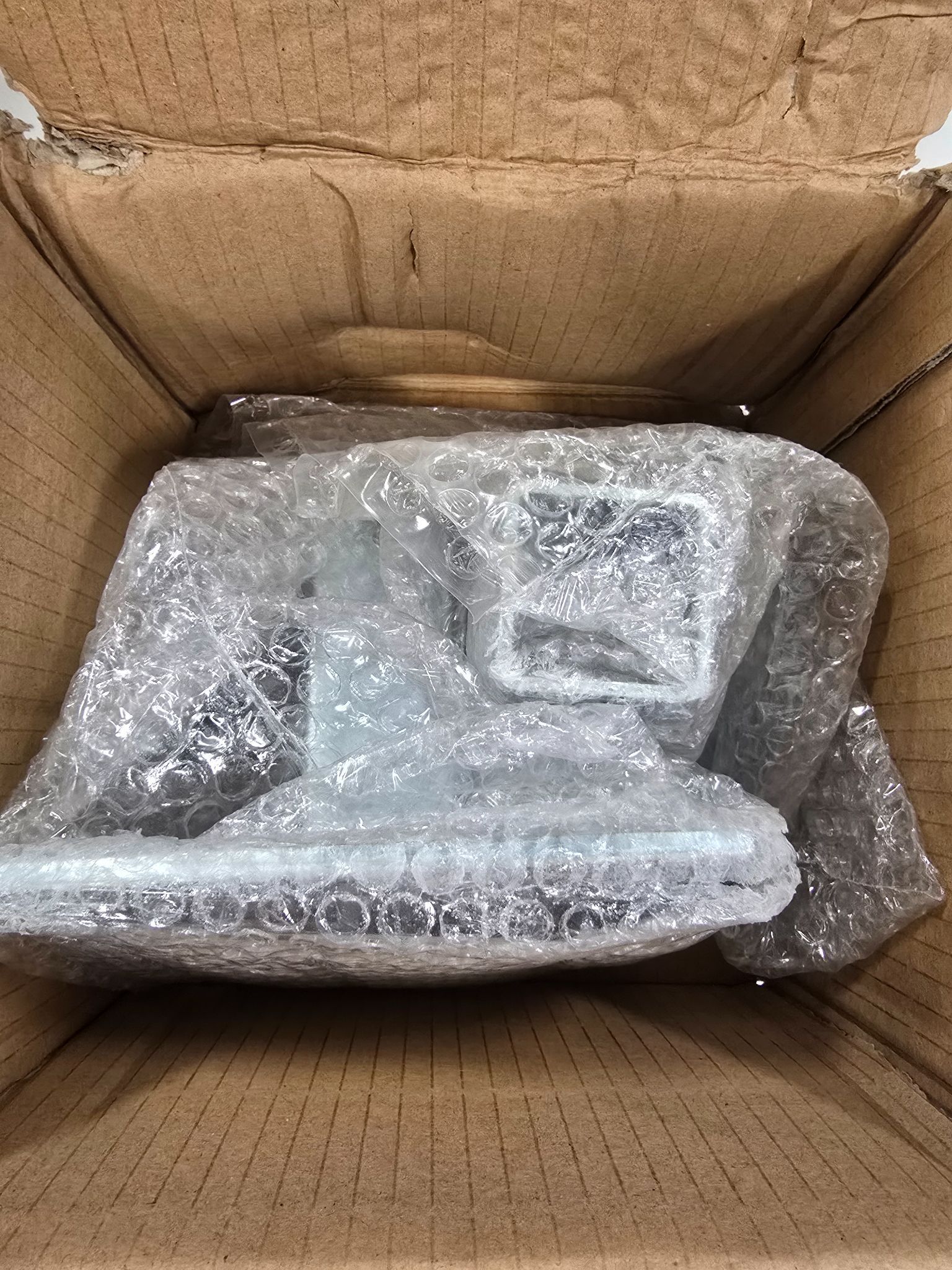 MISUMI HFTANK8-4040 ANCHOR STANDS SET OF 2 NEW 1