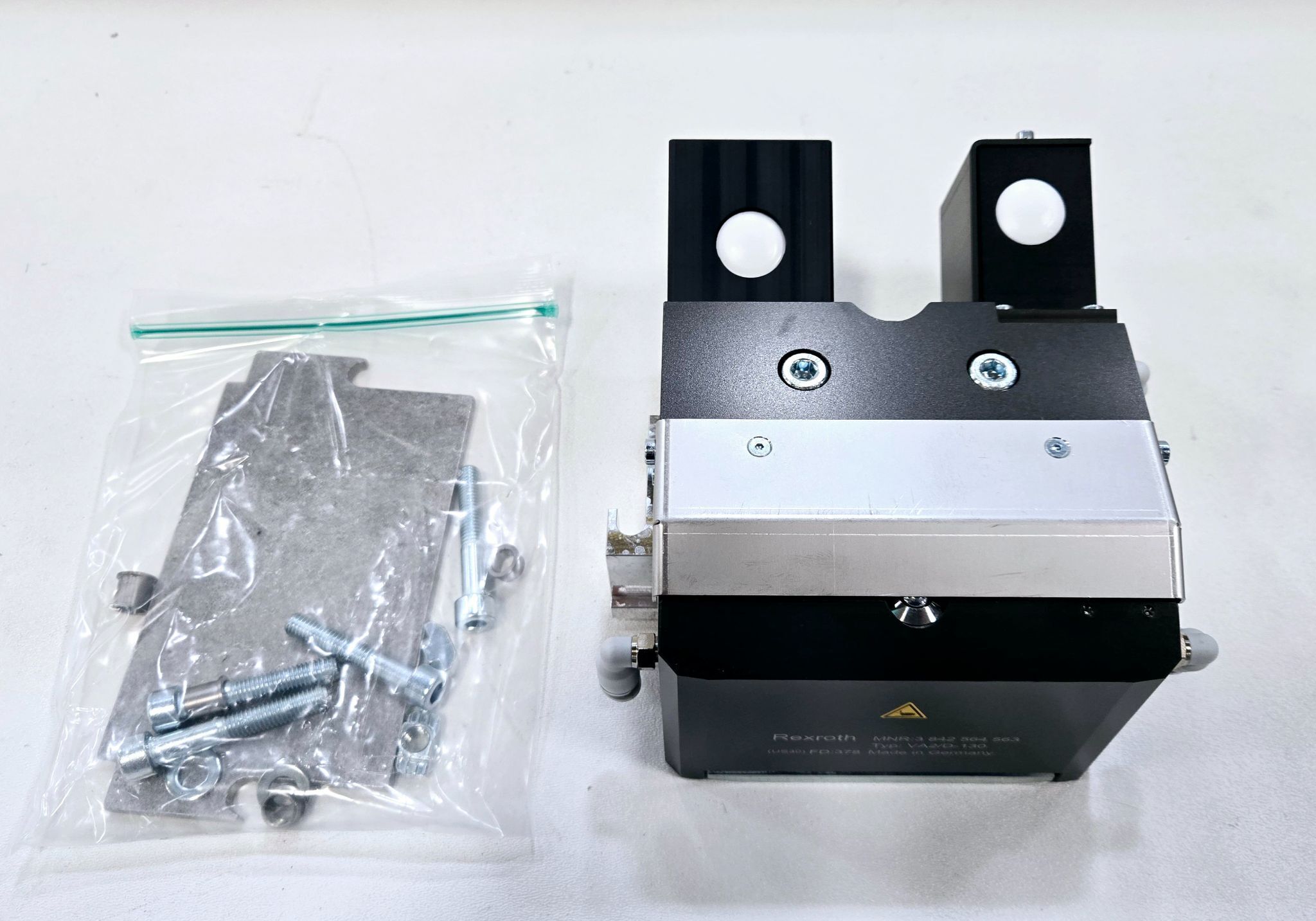 REXROTH 3842564563 PNEUMATIC SLIDE STOP NEW 0