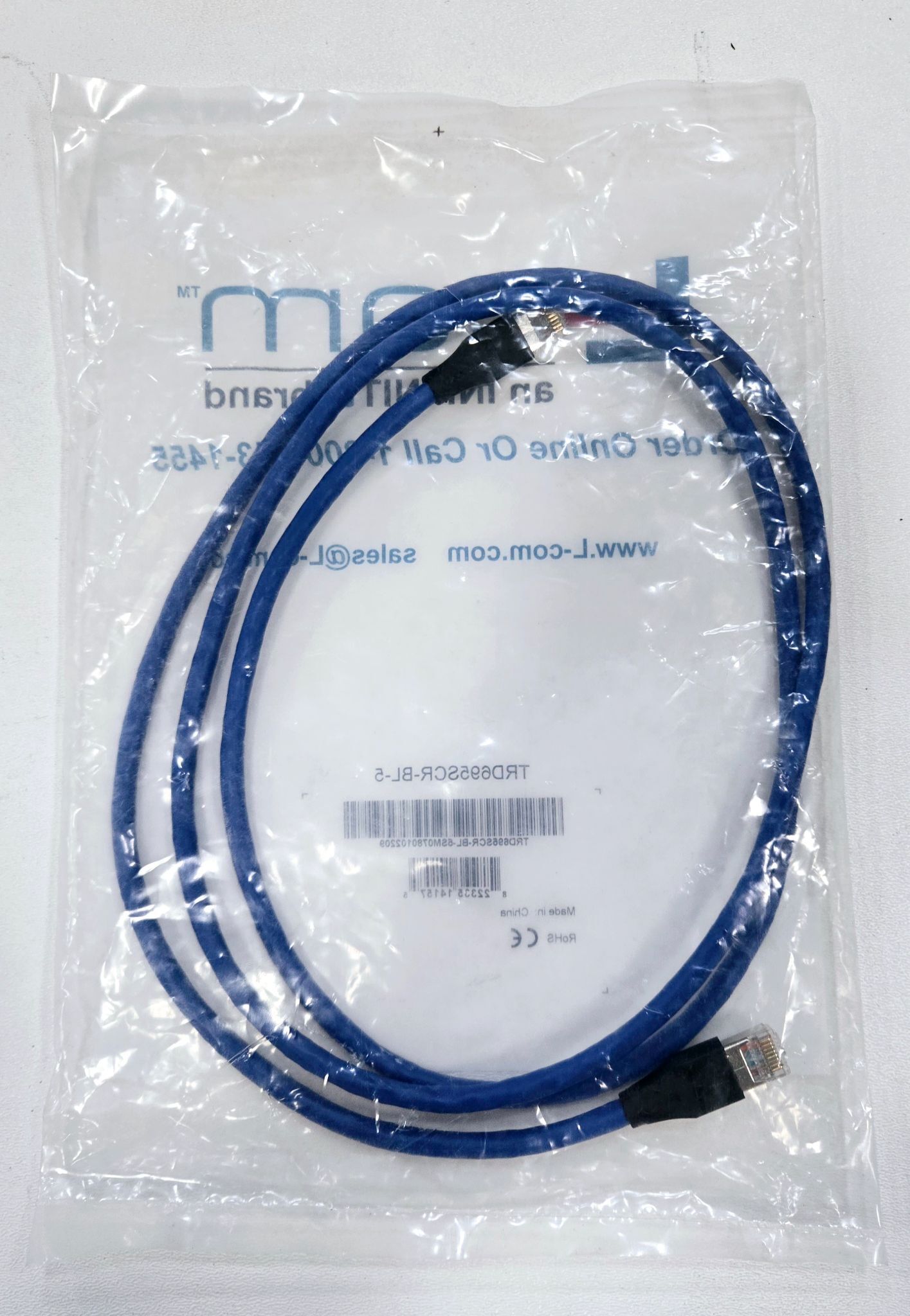 L-COM TRD695SCR-BL-5 SHIELDED CAT6 CABLE 5FT NEW 1