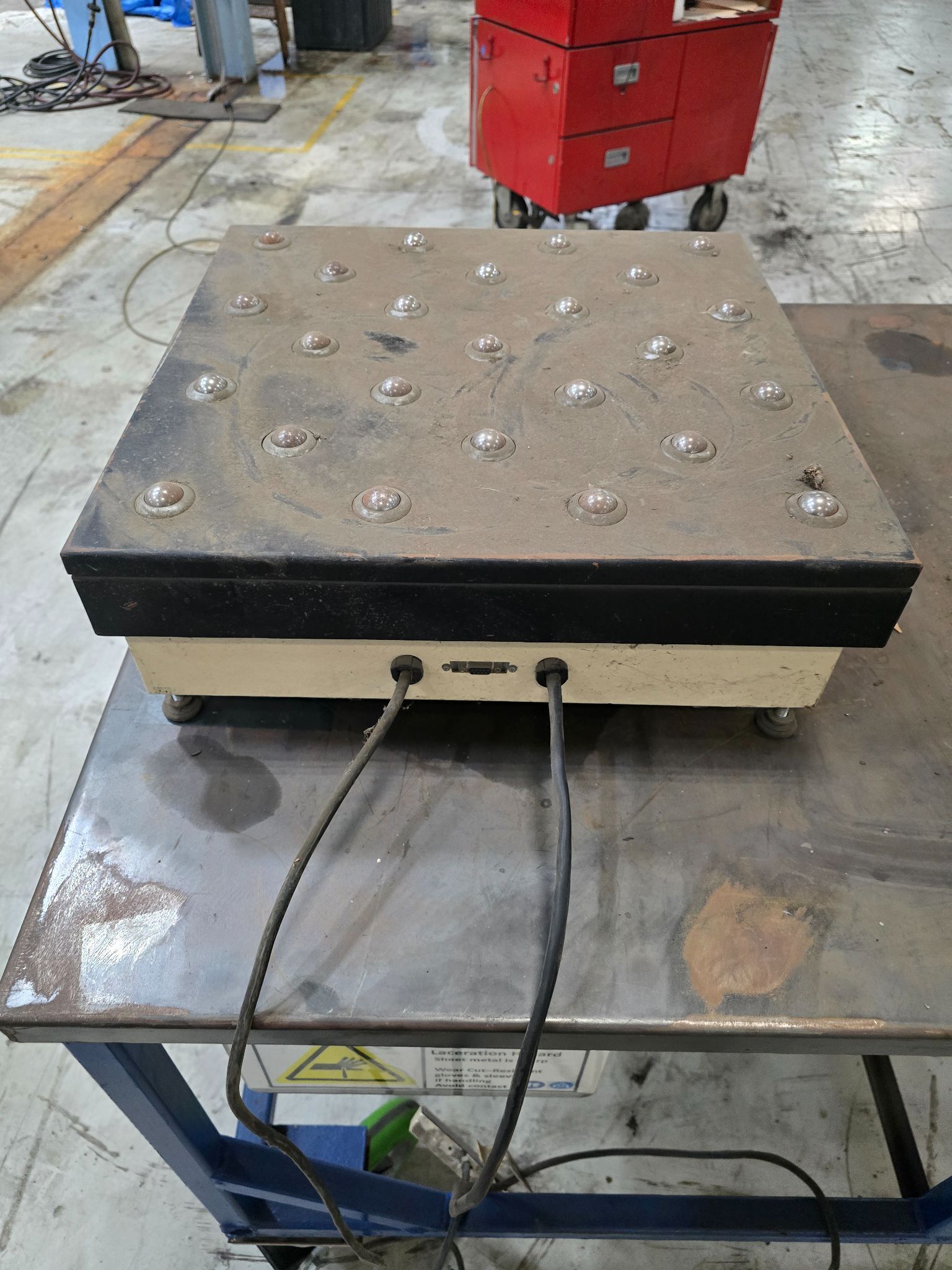 NCI 3835 250LB ROLLING TOP SCALE USED 4