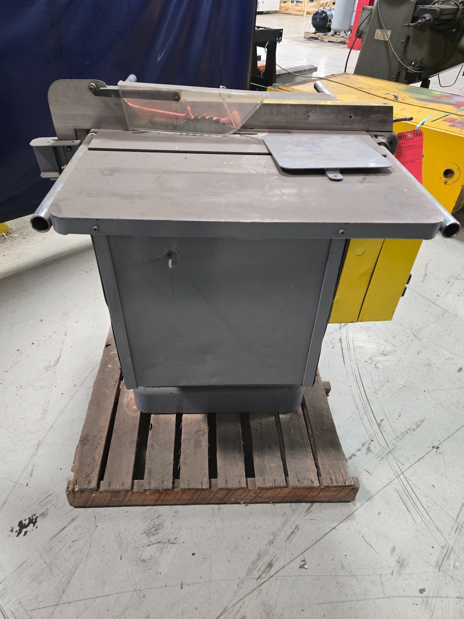 POWERMATIC MODEL 66 TABLE SAW USED 4