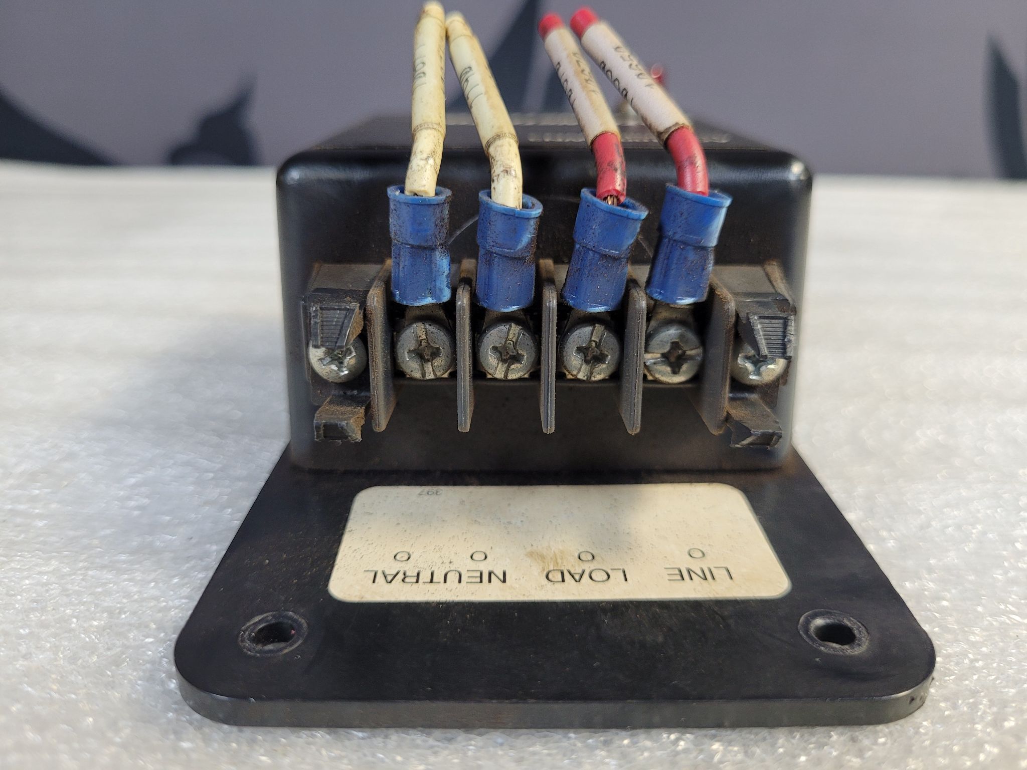 TRANSTECTOR ACP100BWN3 SURGE PROTECTOR USED 1