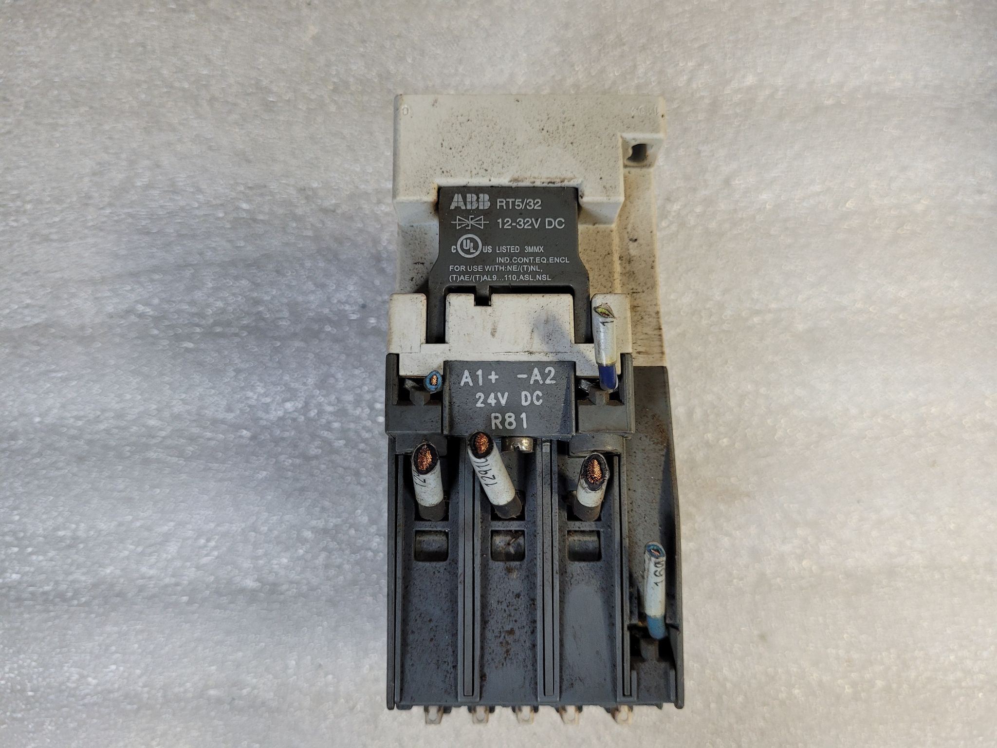 ABB AL30-30-10 3-Pole DC Coil Contactor USED 1