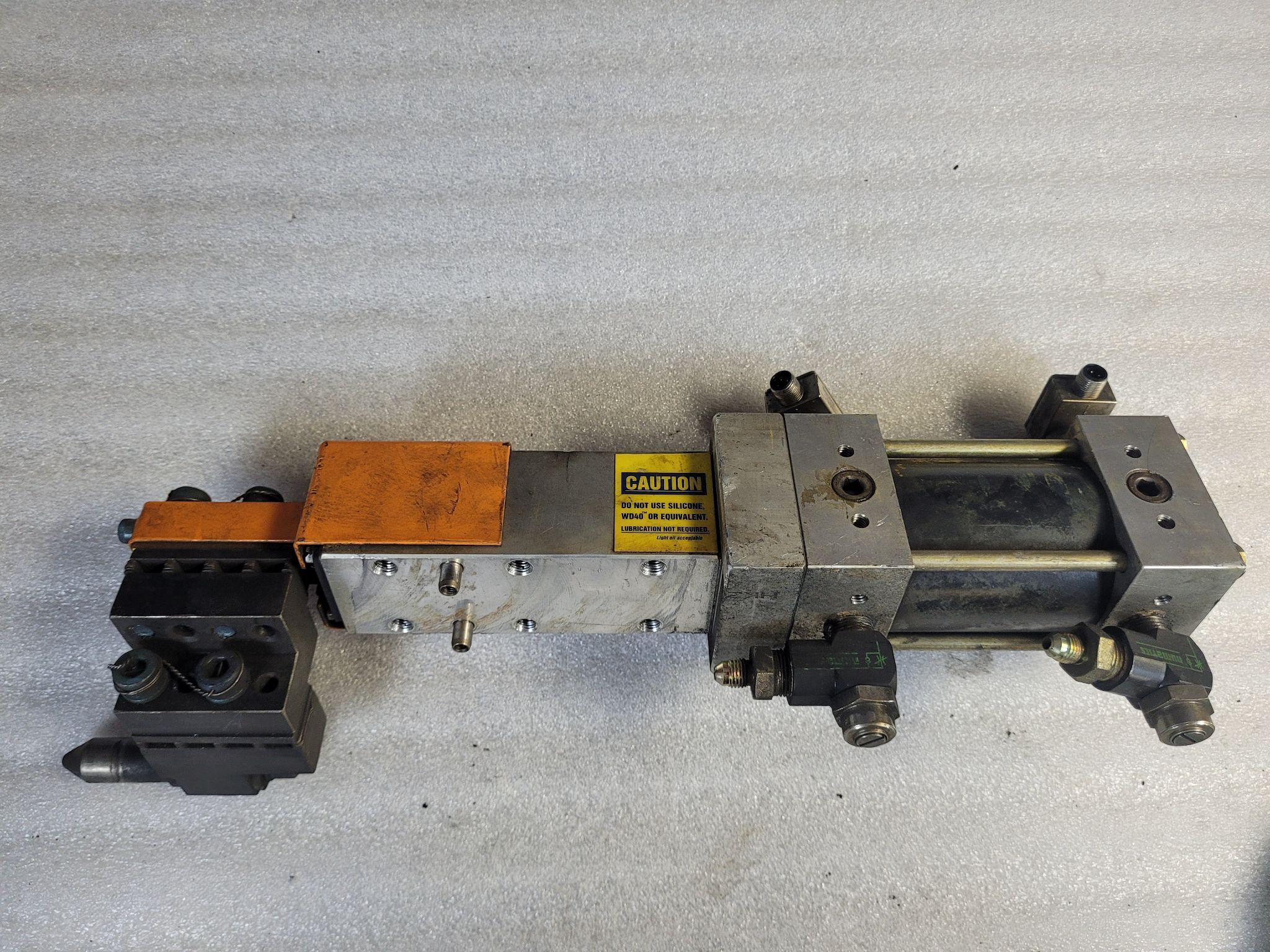 WELKER WP2N050A010D001A000 Pneumatic Shot Pin Cylinder USED 1