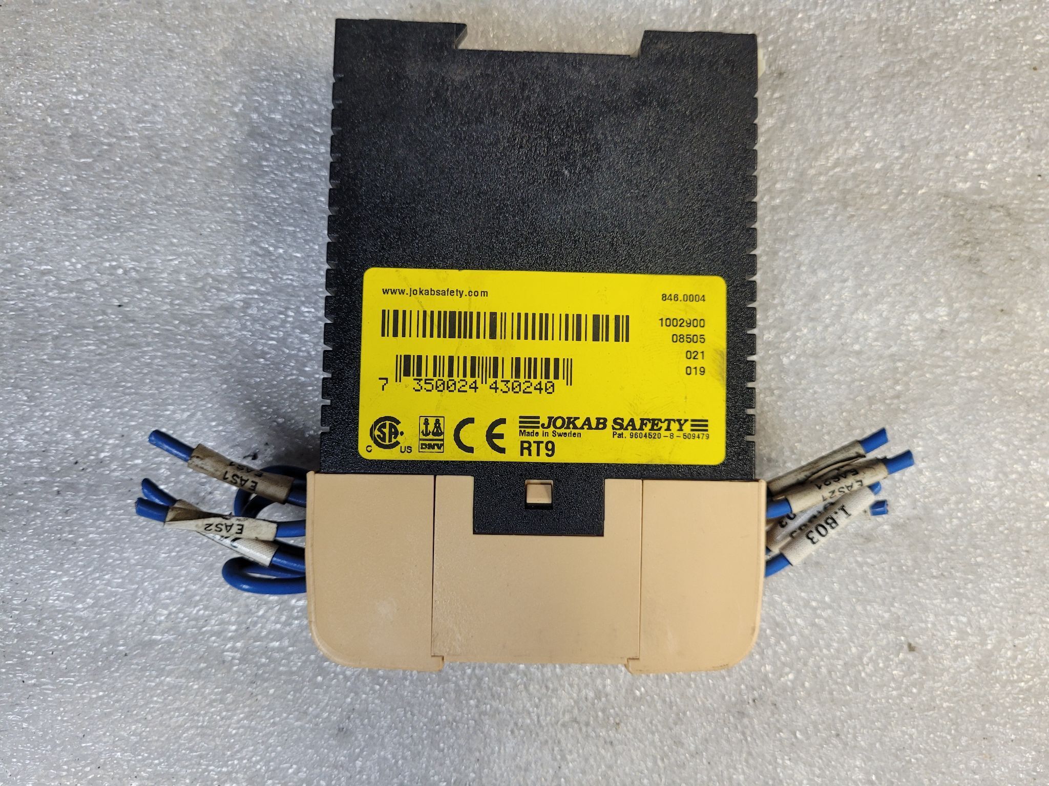 JOKAB SAFETY RT9 Safety Relay 24VDC USED 2