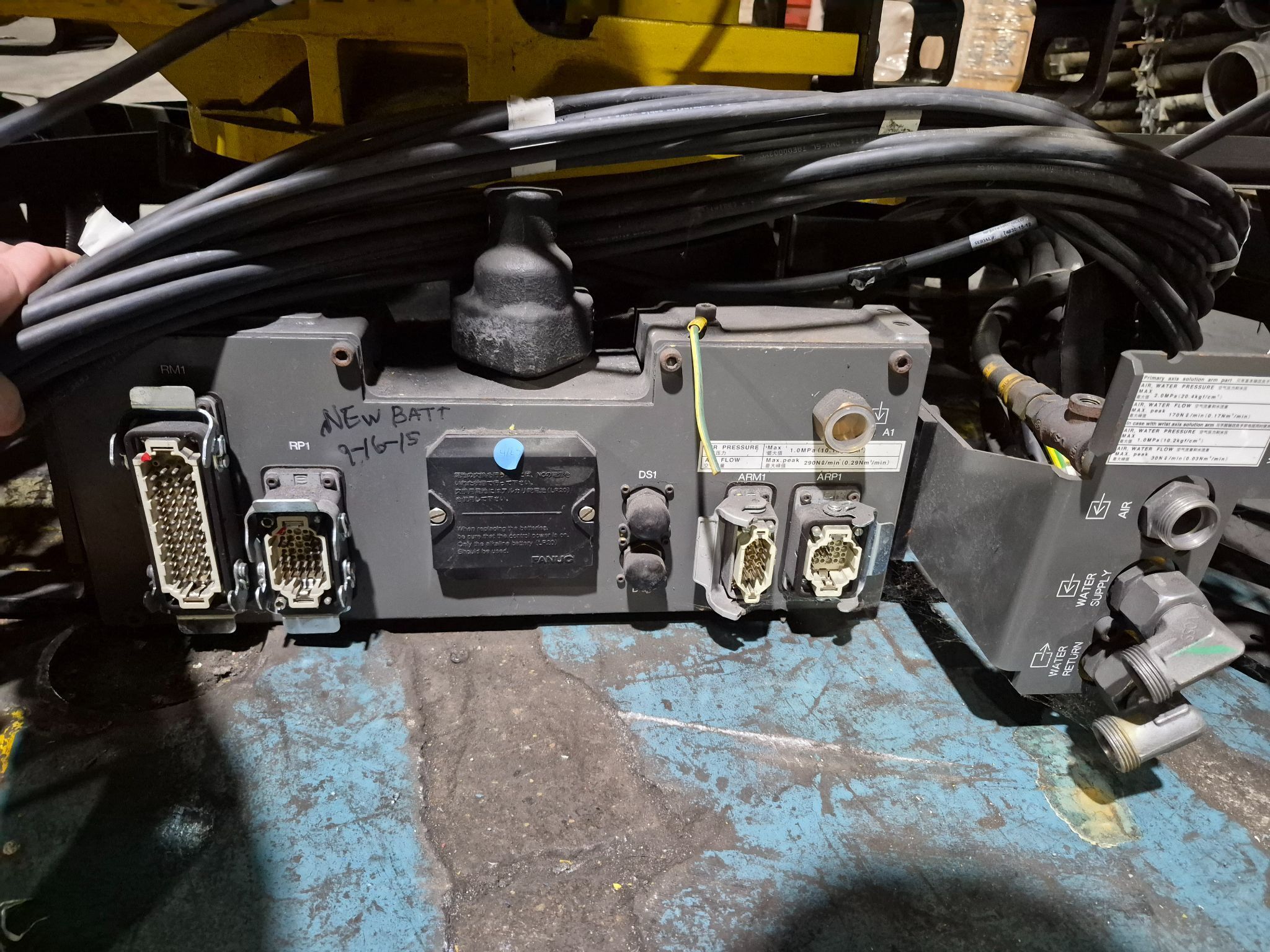 FANUC R-2000iB/210F Complete w/ R-30iA Controls USED 5