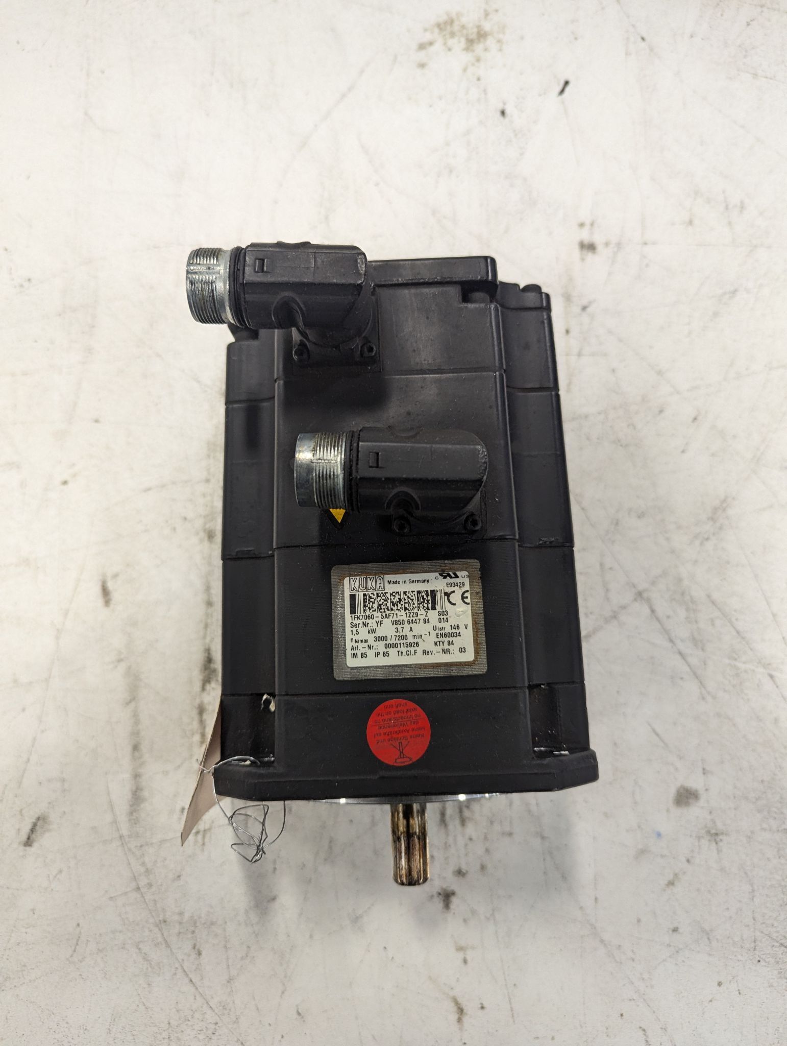 KUKA 1FK7060-5AF71-1ZZ9-Z S03 SERVO MOTOR USED 1