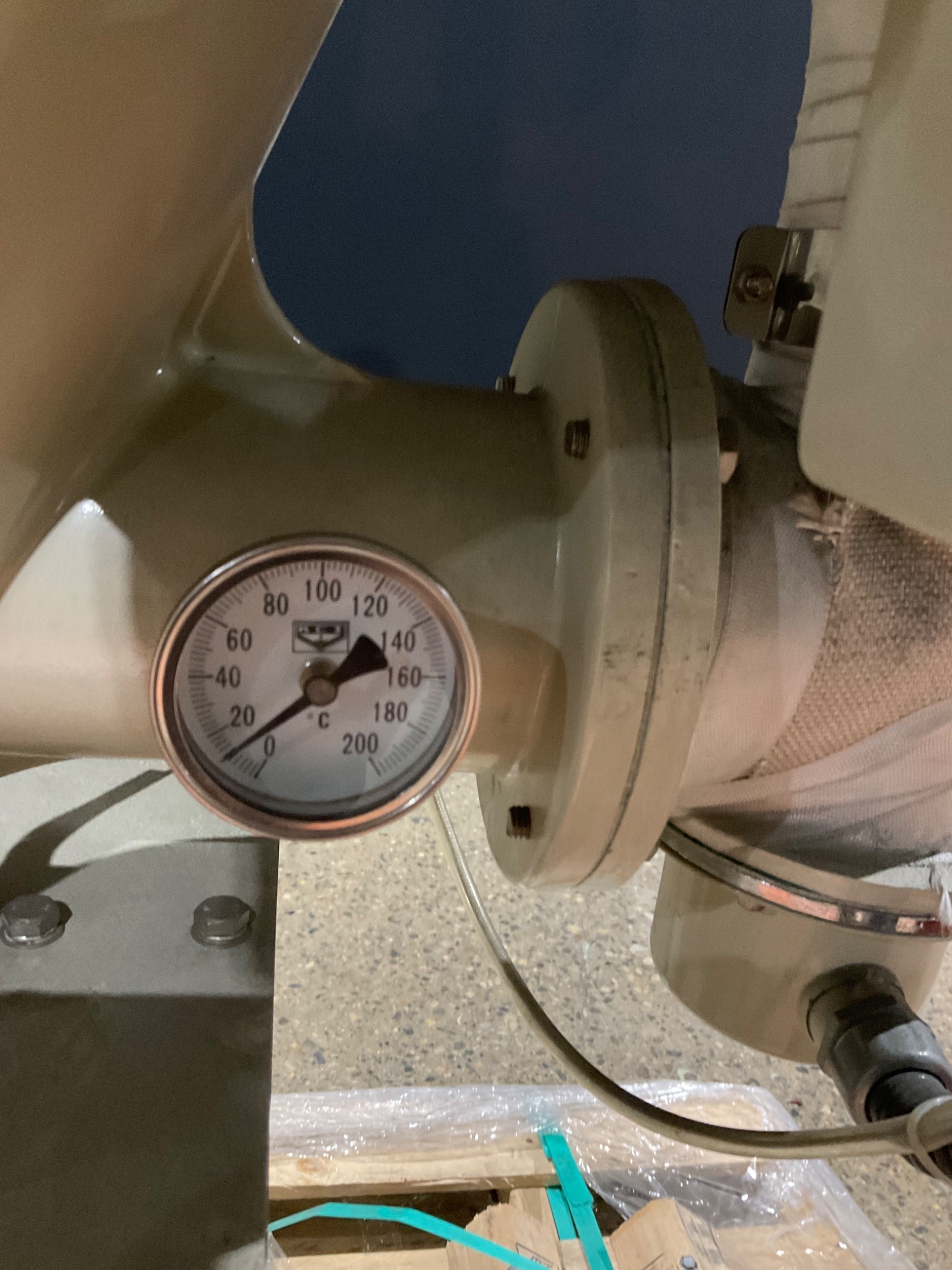 YANN BANG HD-T-50-3L001 AIR DRYER USED 3