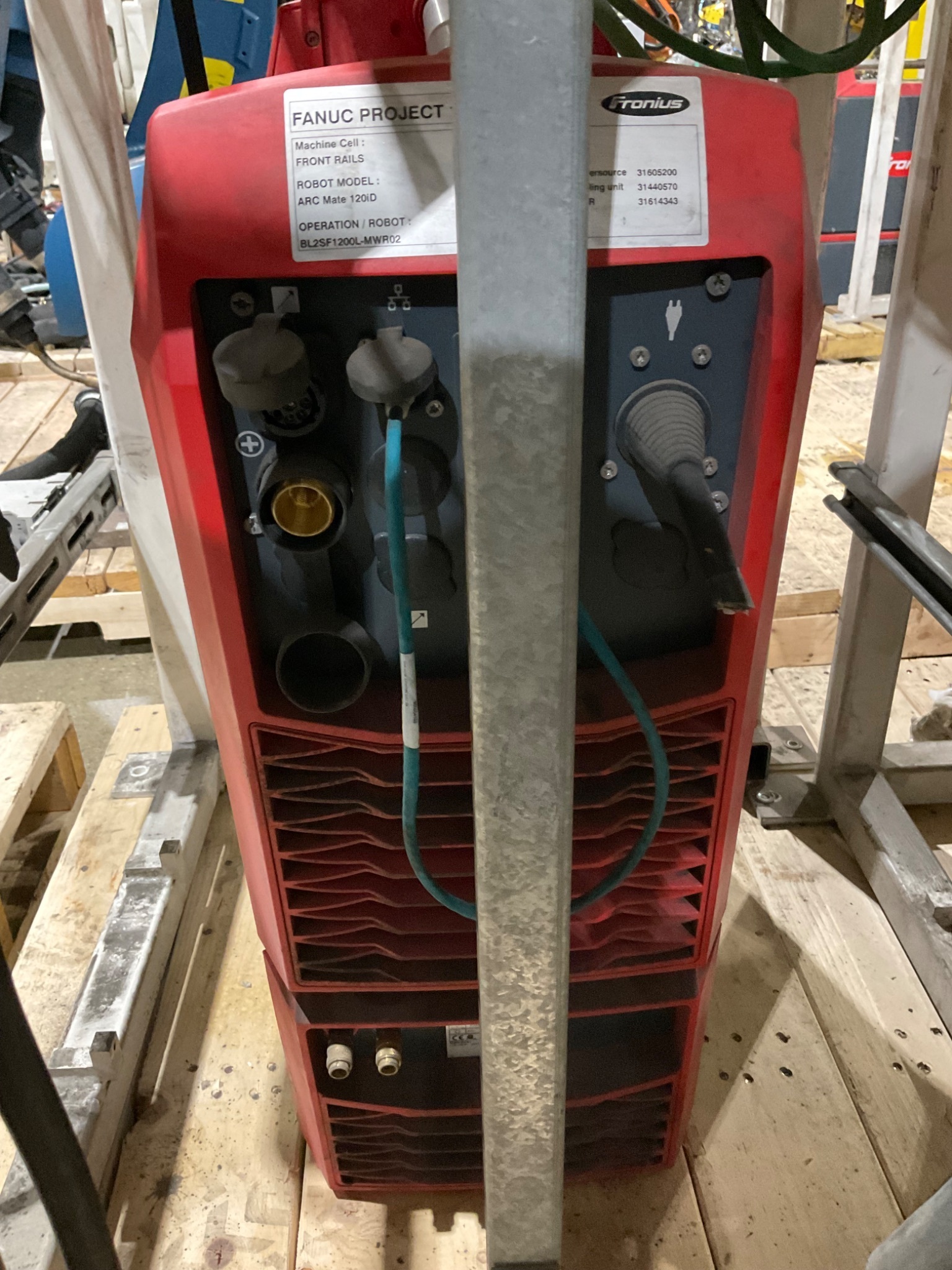Fanuc ArcMate 120iD Robot Welder + R-30iB Plus + Fronius TPS 400i Welding System 12