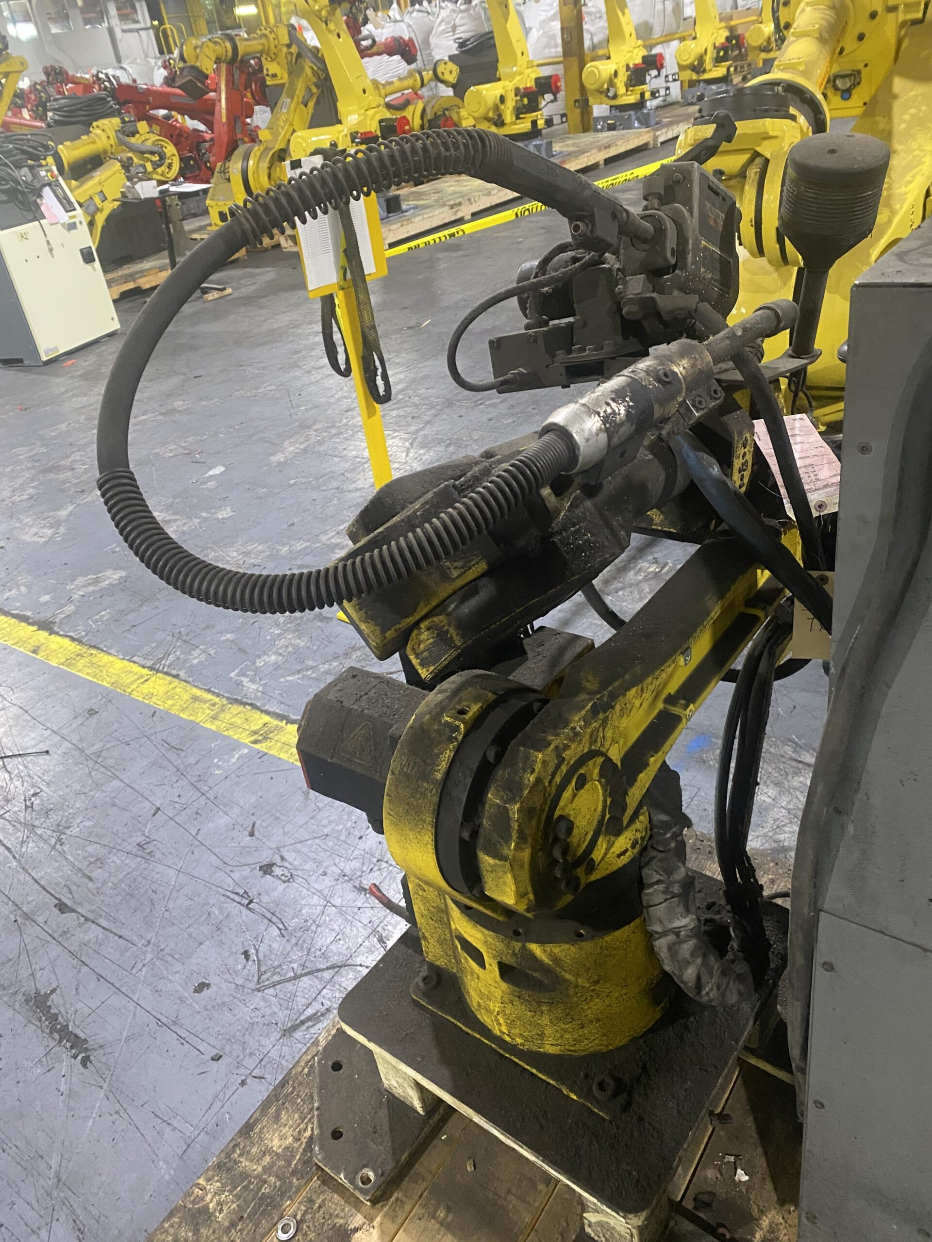 FANUC - ArcMate 100iBe w/ R-J3iC Controls PARTS ONLY 1