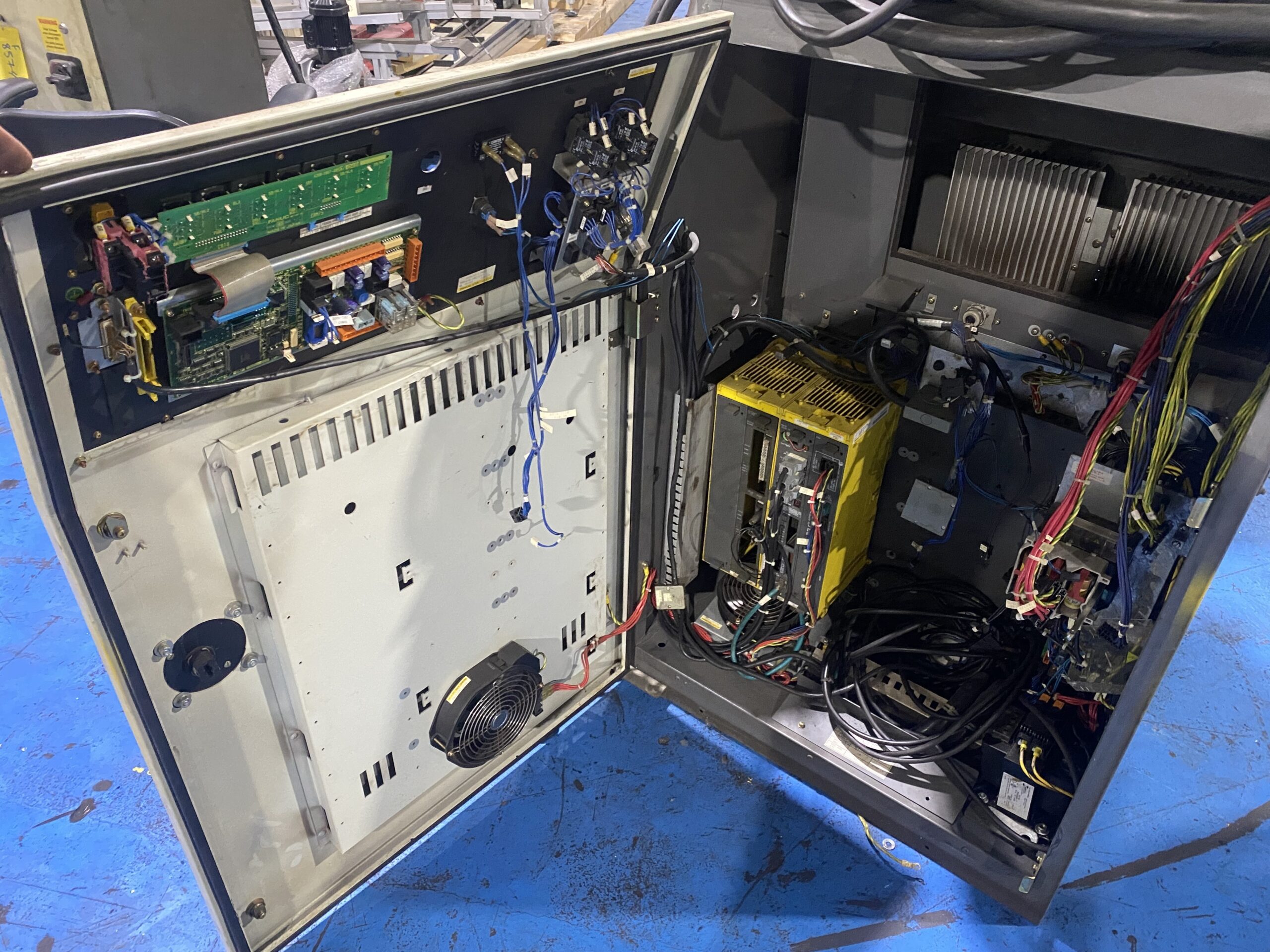 FANUC - R-J3iB PARTS ONLY 1