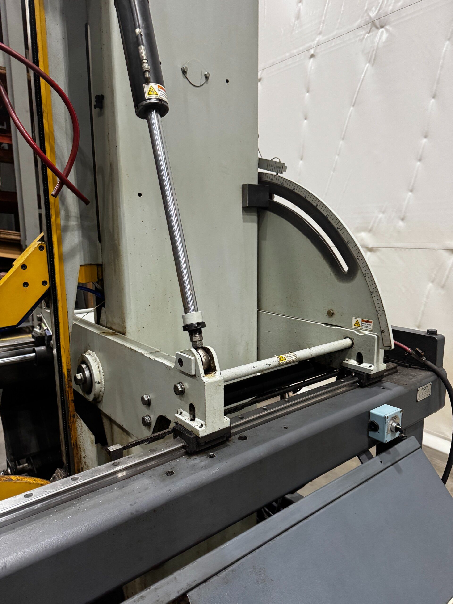 HYD-MECH V25APC AUTOMATIC VERTICAL TILT FRAME SAW 9