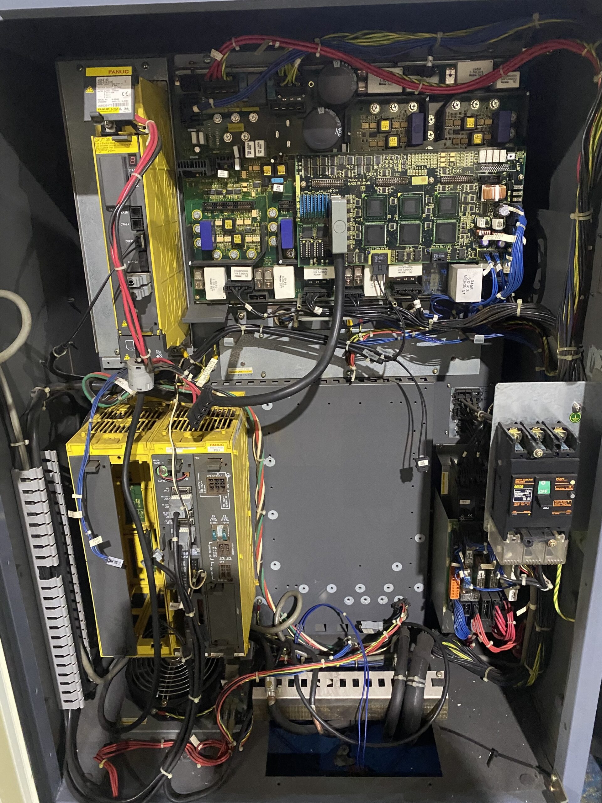 FANUC - R-J3iB PARTS ONLY 2