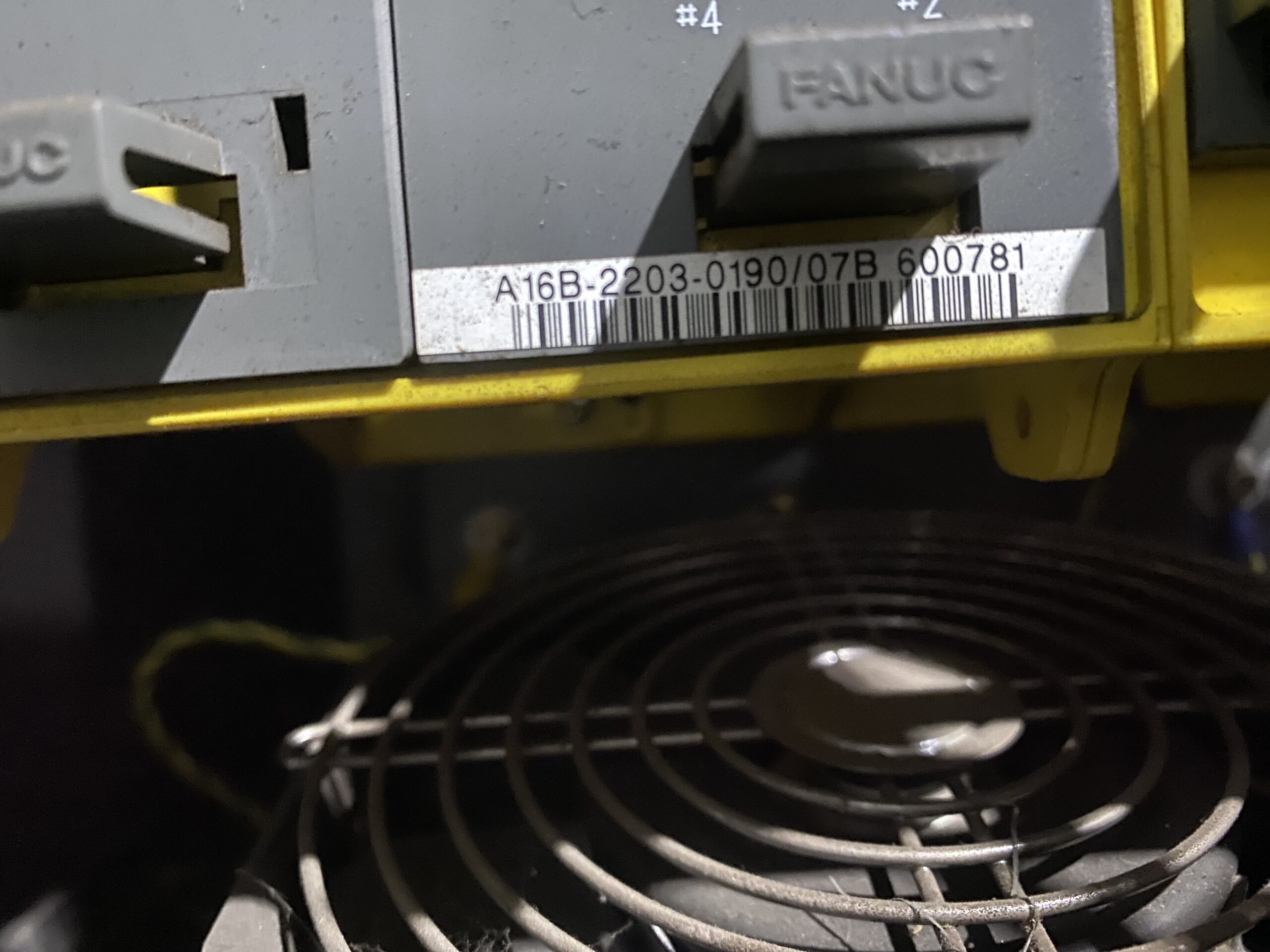 FANUC - R-J3iB PARTS ONLY 2