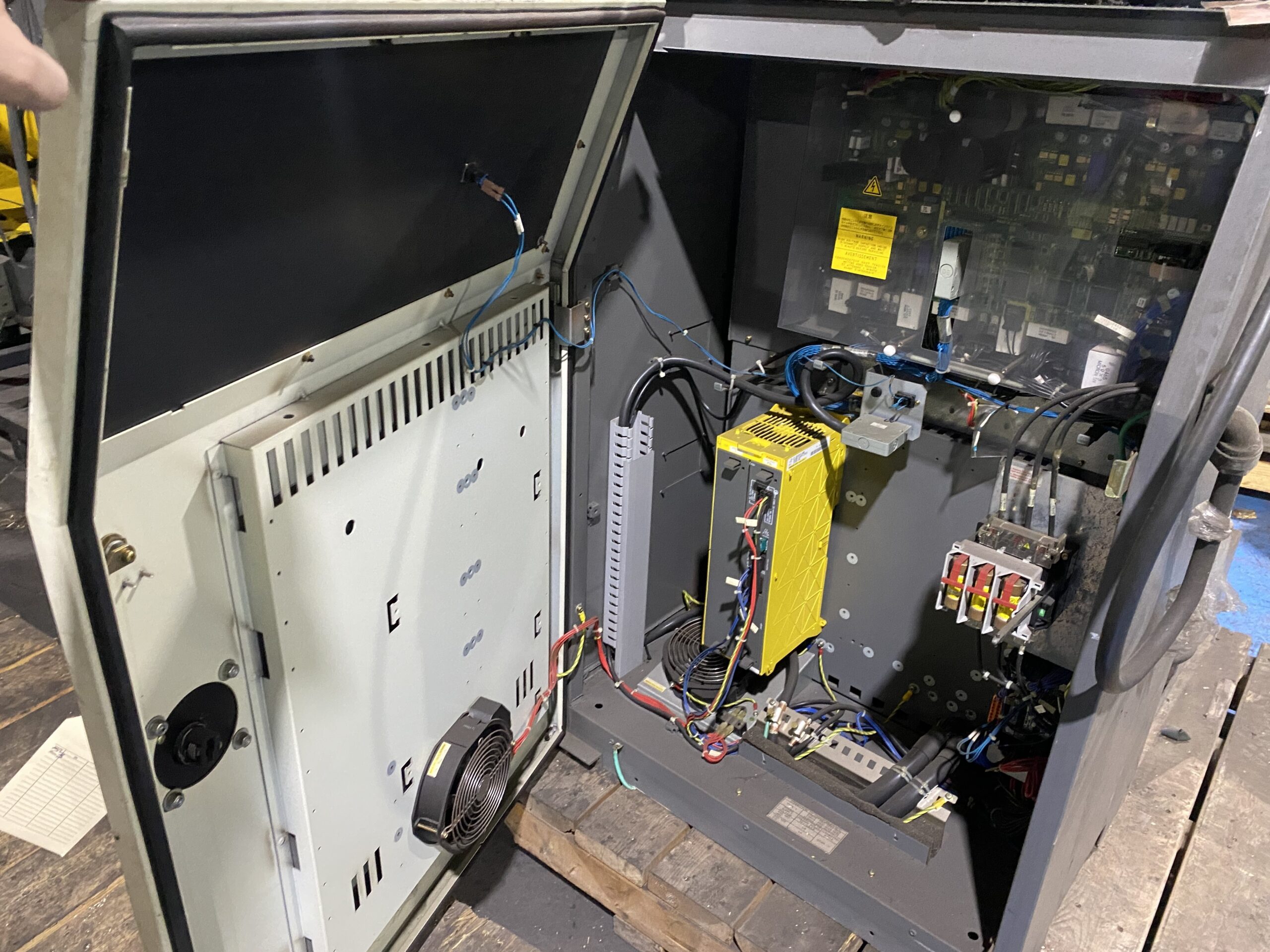 FANUC - R-J3iB PARTS ONLY 1