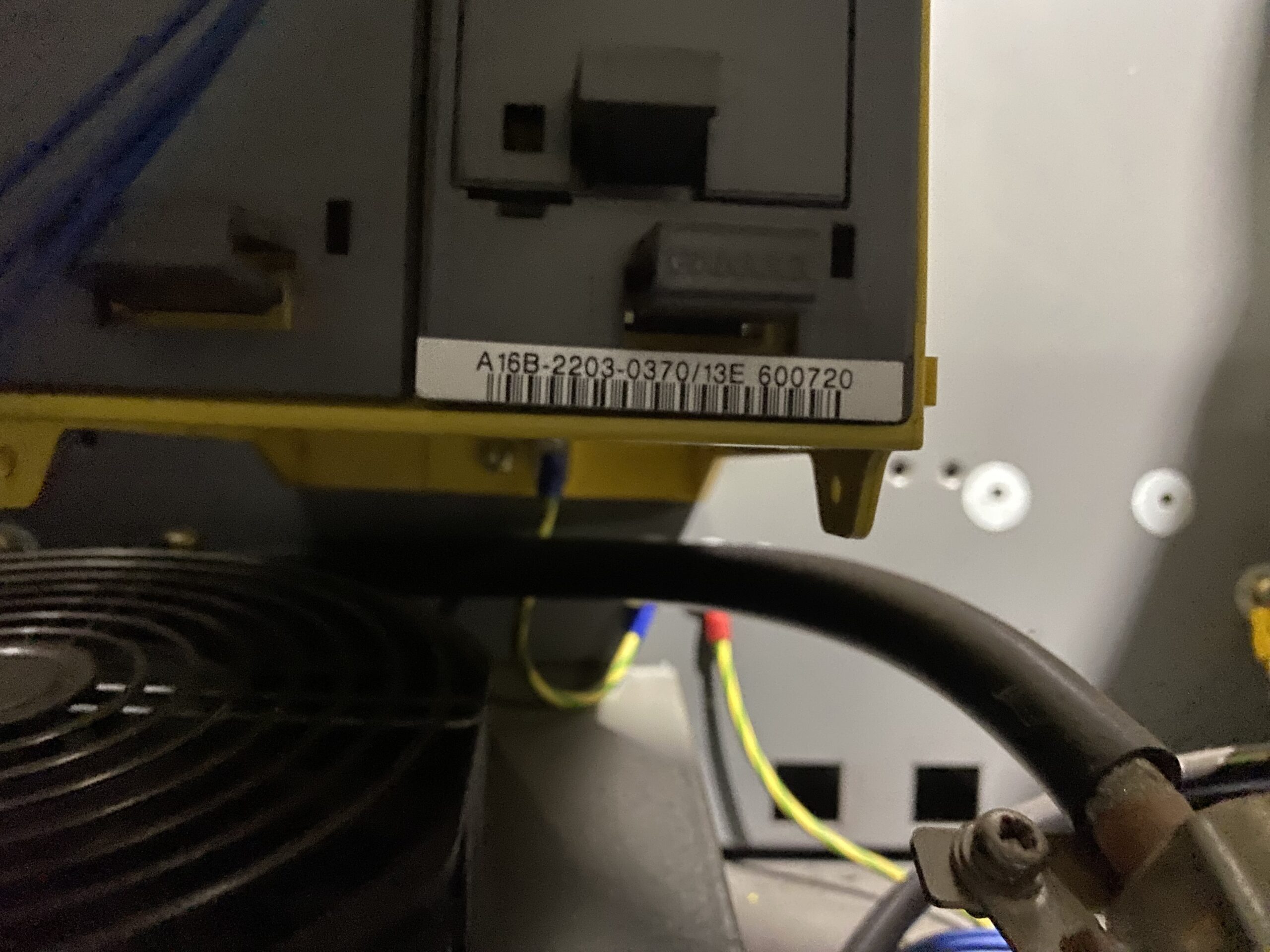 FANUC - R-J3iB PARTS ONLY 2