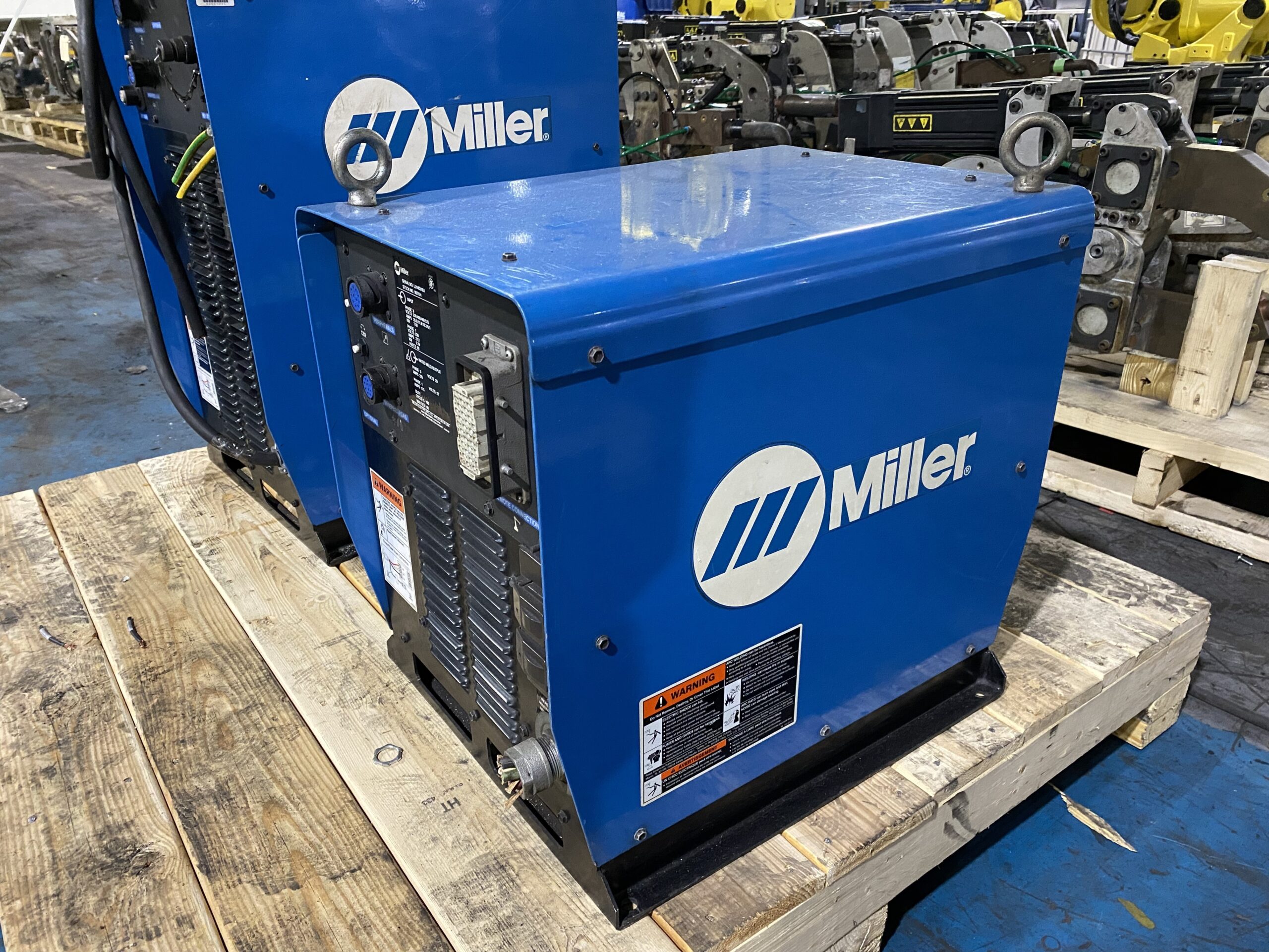 MILLER - AUTO-AXCESS 300 Welder USED 2