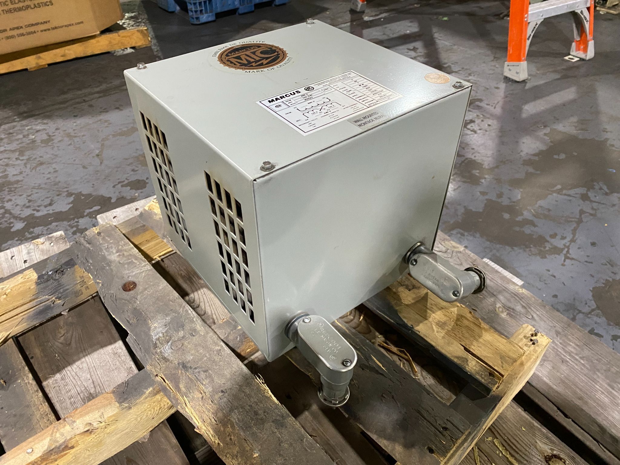 MARCUS MS5A2 Transformer 600V-120/240V, 5 kVA USED 2